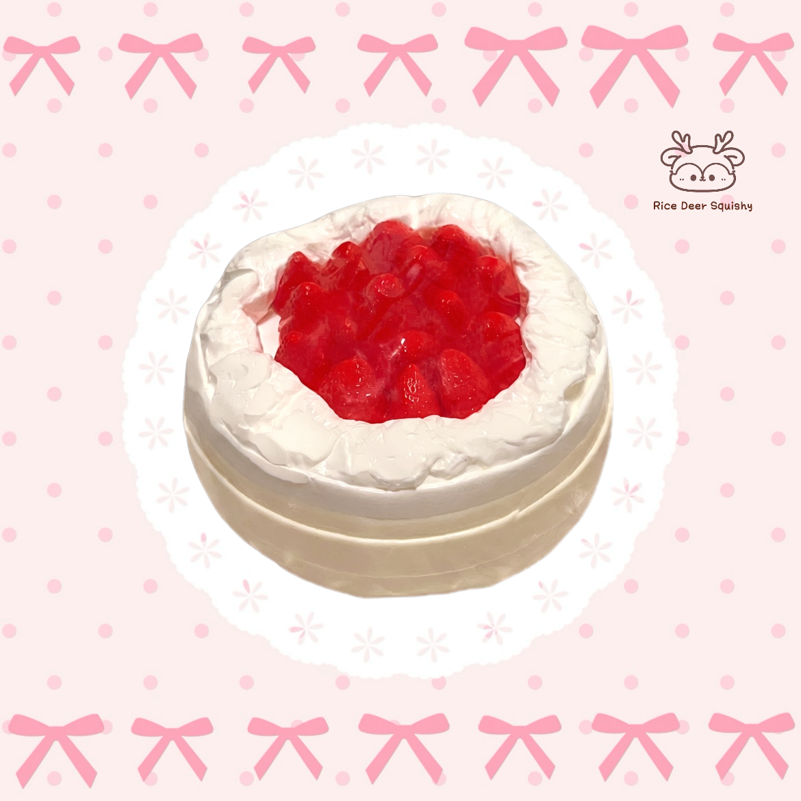 Strawberry Cake - by Handmade