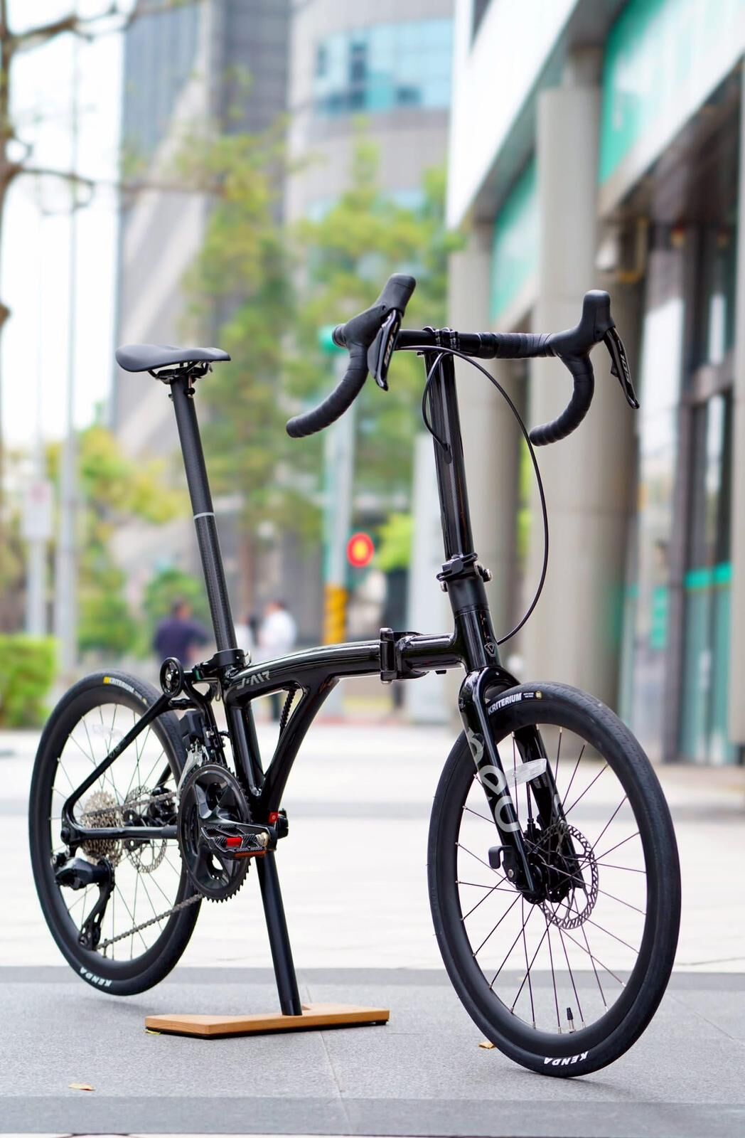 JAVA NEO Shimano 105 Di2 彎把碳纖維20寸451摺車