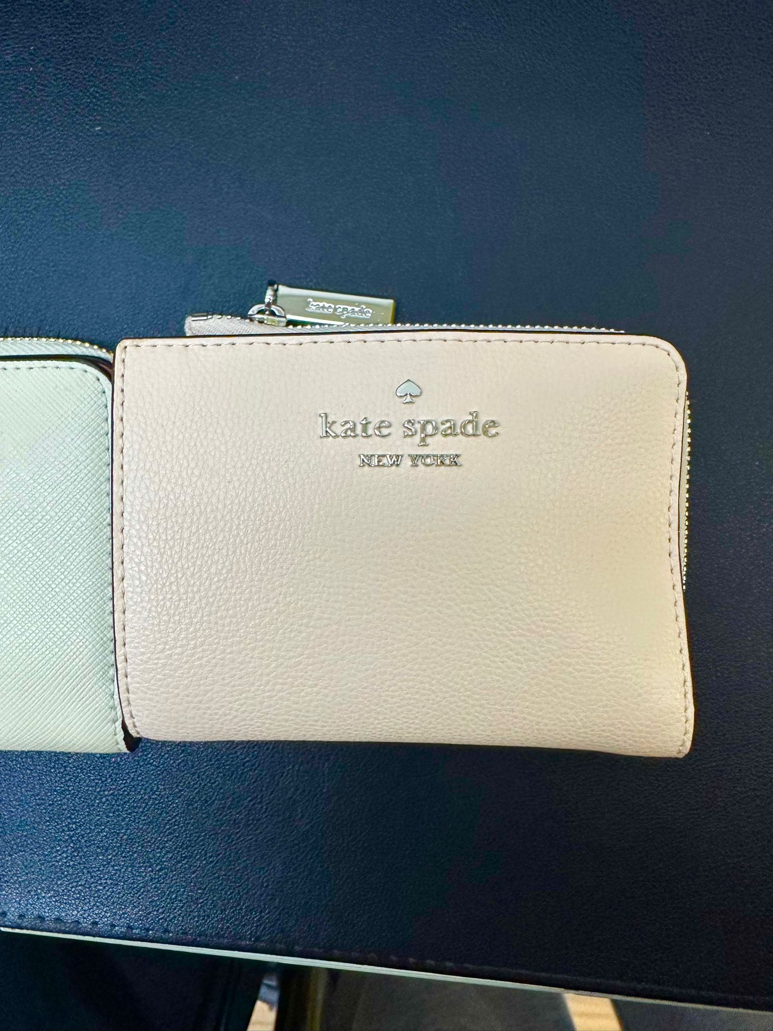 【現貨】Kate Spade H043088 短款拉鍊銀包
