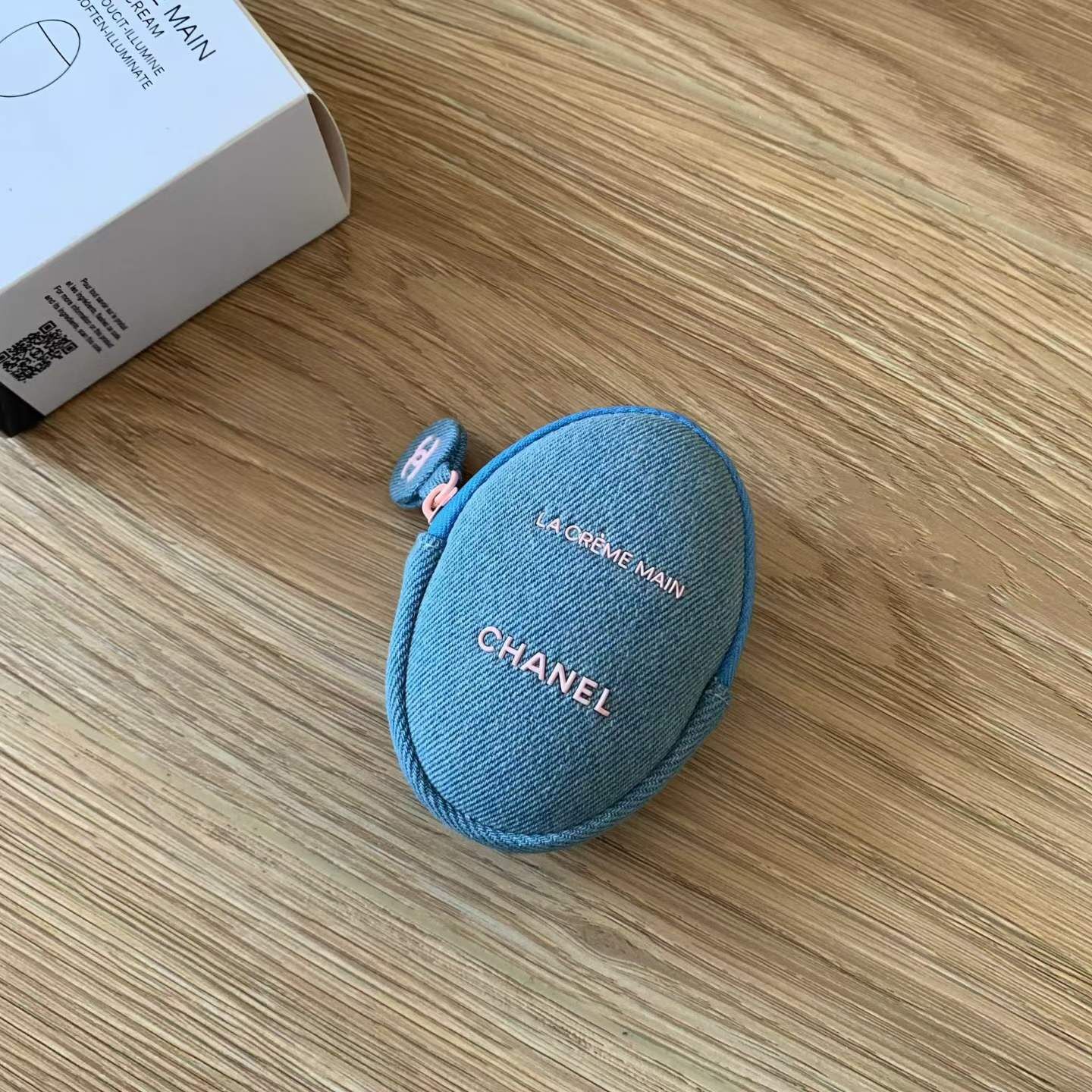 Chanel La Creme Main 丹寧牛仔圓形收納包