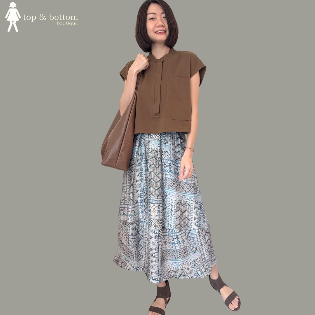 V SLEEVE SOFT FABRIC POCKET SQUARE BLOUSE