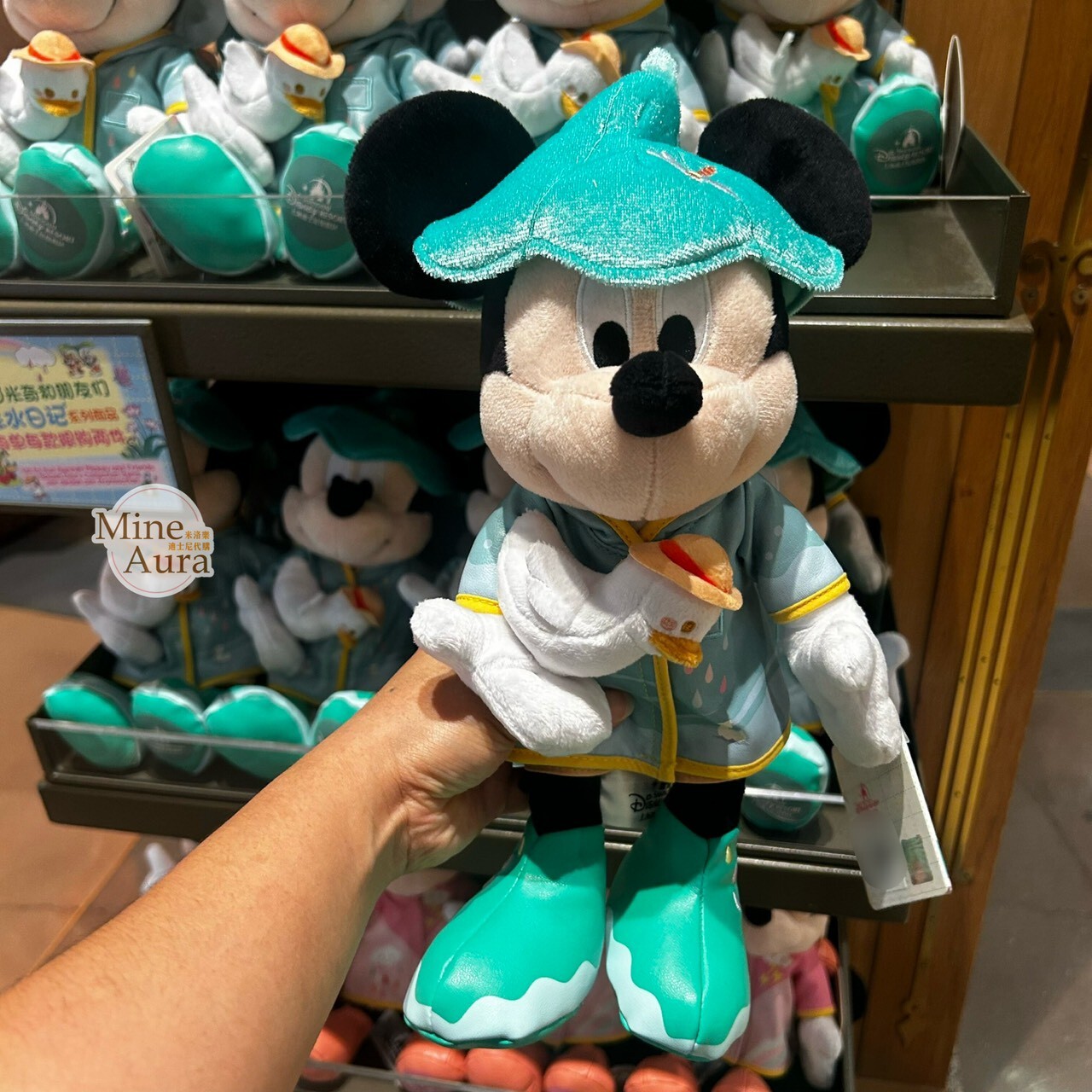夏日米奇 Mickey 與朋友們 踩水日記系列 米奇 Mickey 娃娃 玩偶 -上海迪士尼樂園