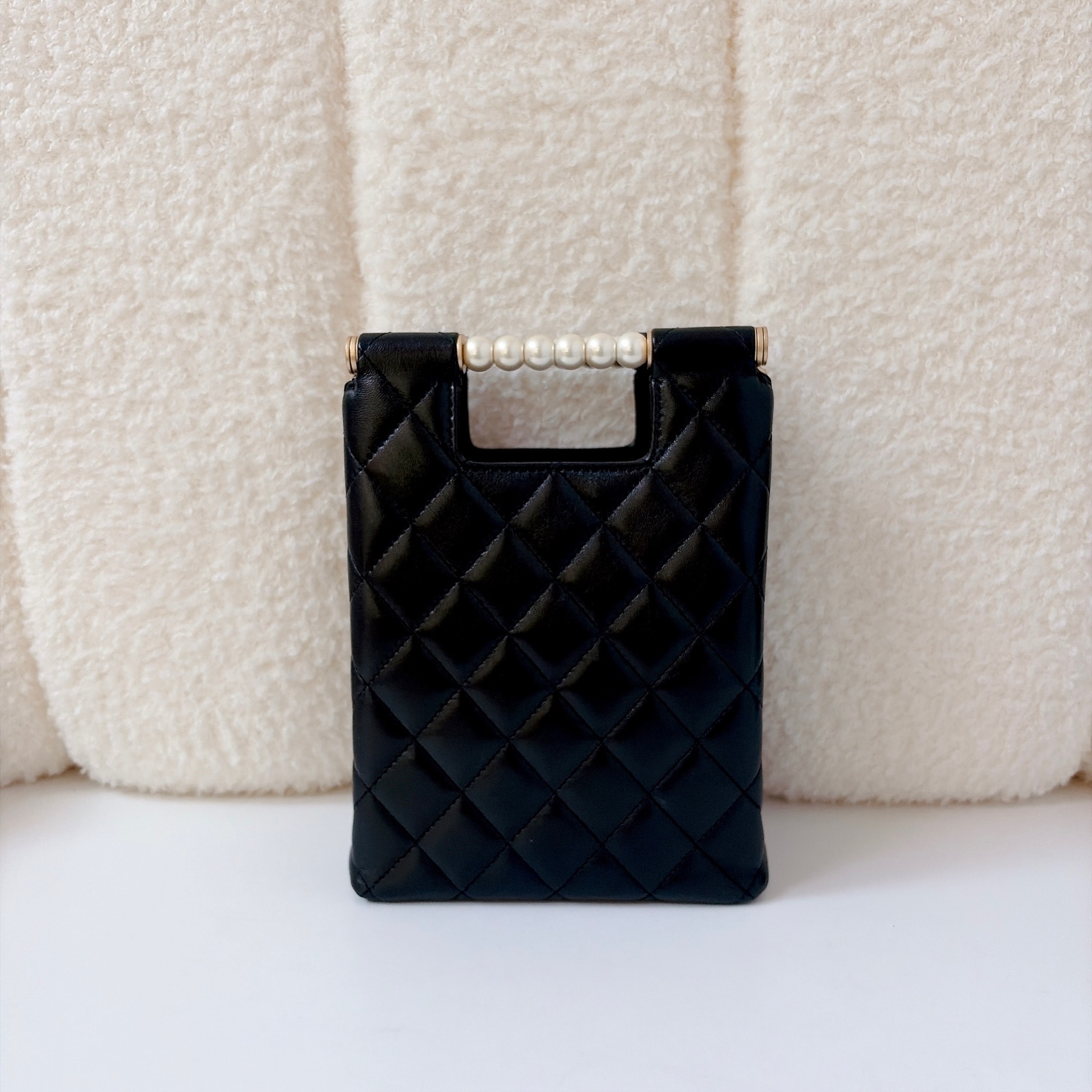Chanel Pearl Handle Clutch with Chain -Black / GHW