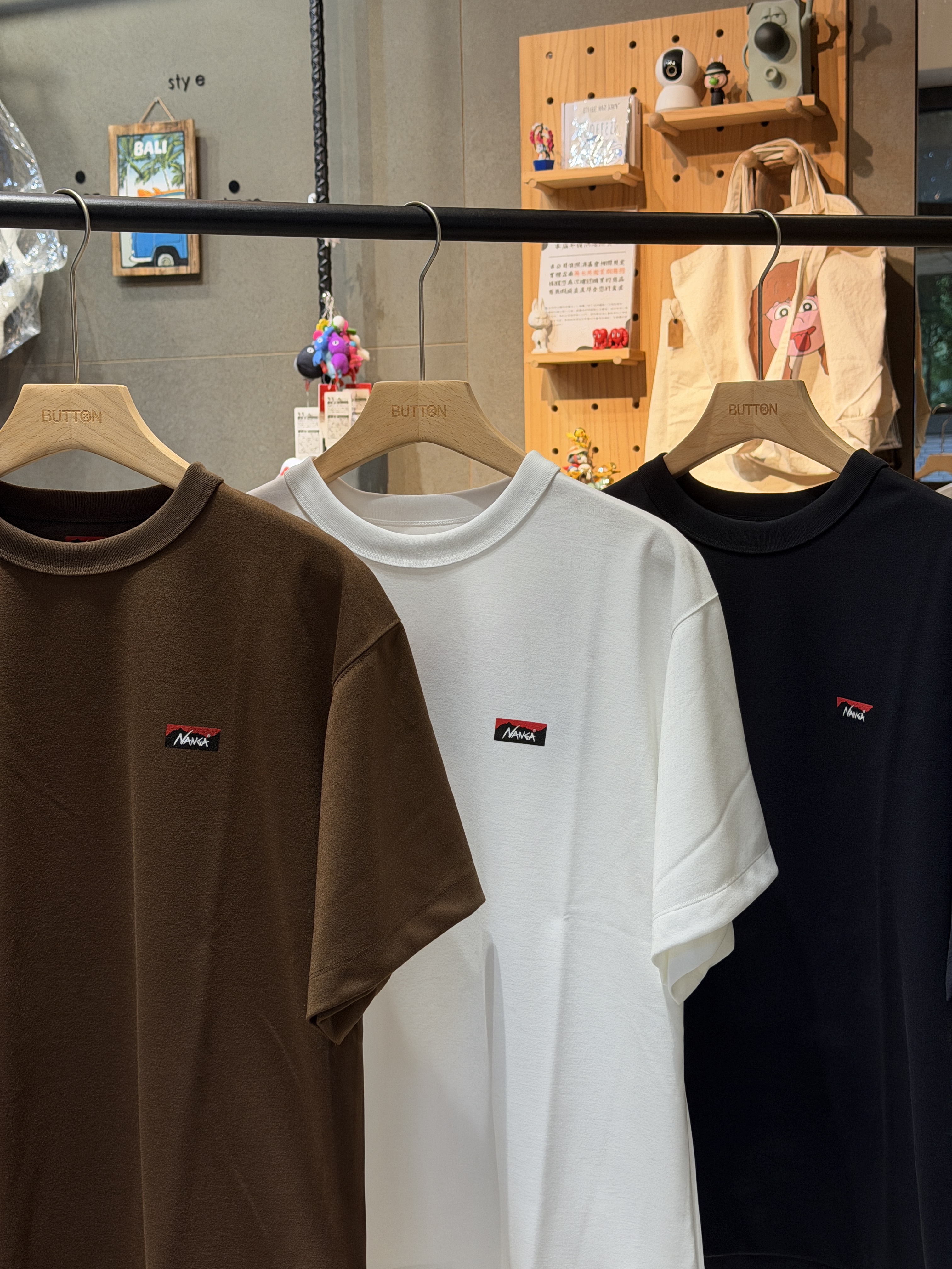 【現貨】NANGA NEO-PRO 紡錘形 背部印花 大logo短tee 別注款 00012