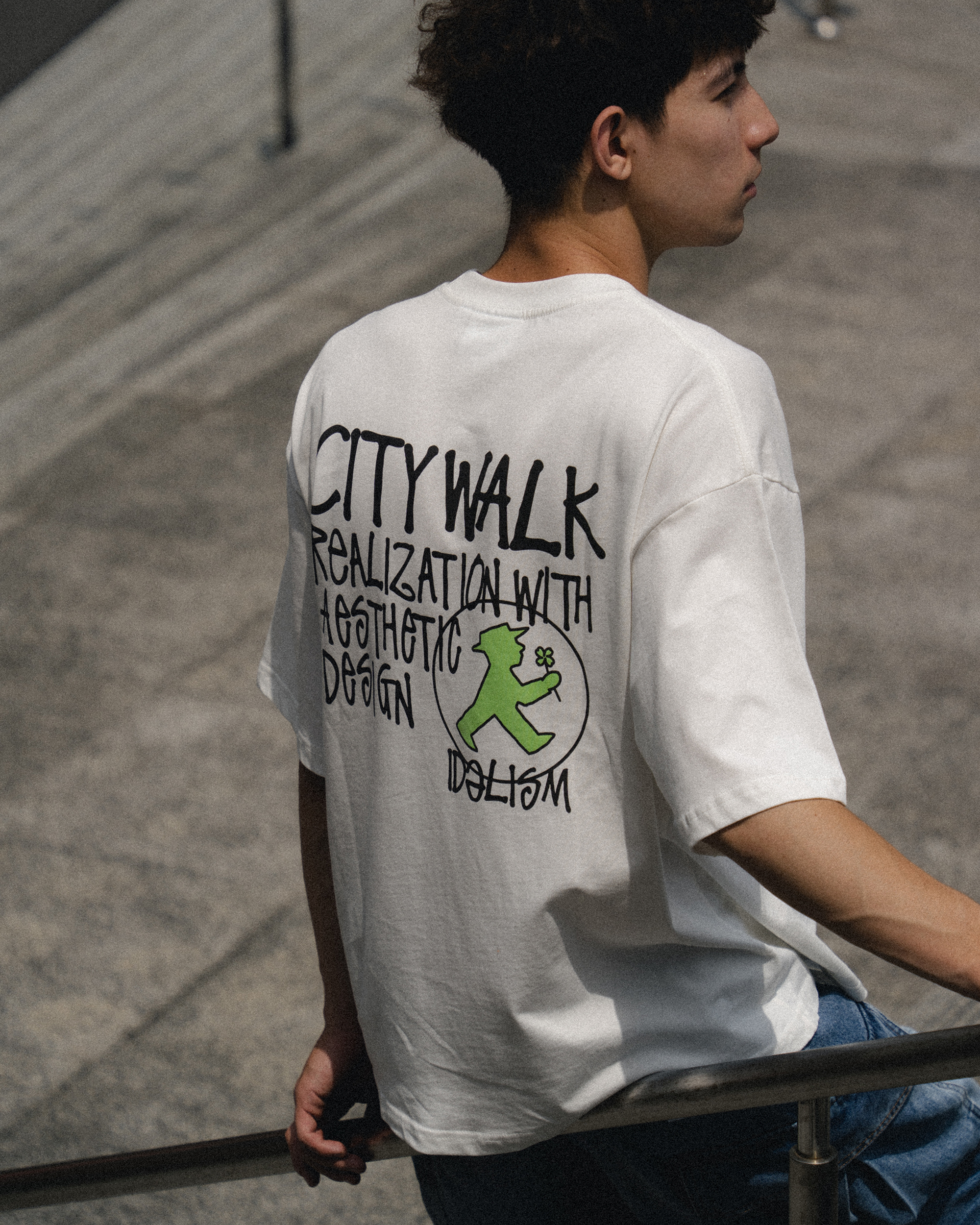 IDEALISM IDE City Walk Tee 小人物 短袖 三色