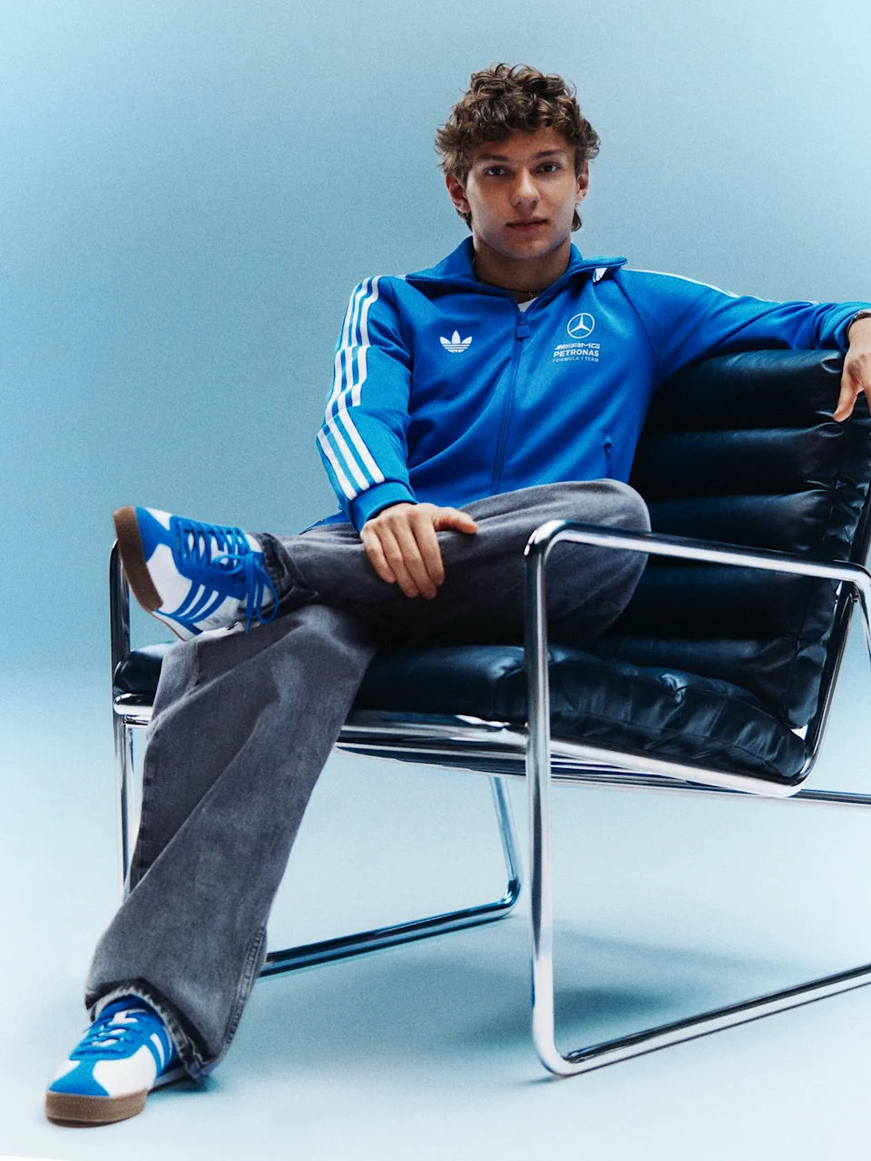 <現貨>ADIDAS ORIGINALS X Mercedes-AMG "Blue Wonder" 2026最新 賓士 F1車隊 聯名 藍色奇蹟 三線 外套 KT5128