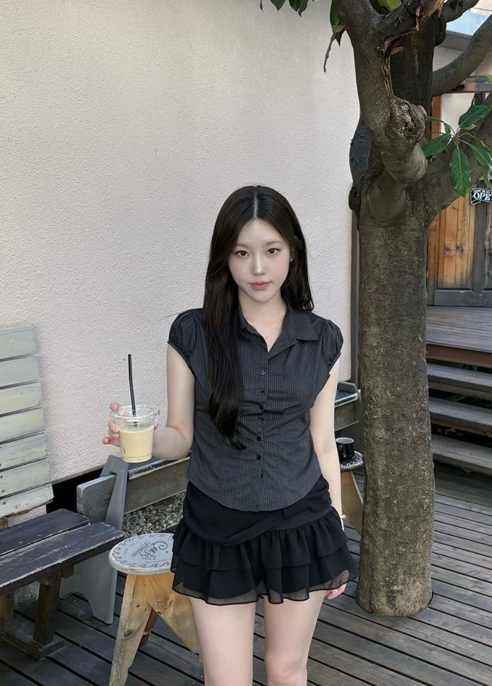 社蓄必買！Ramu Stripe Collar Top