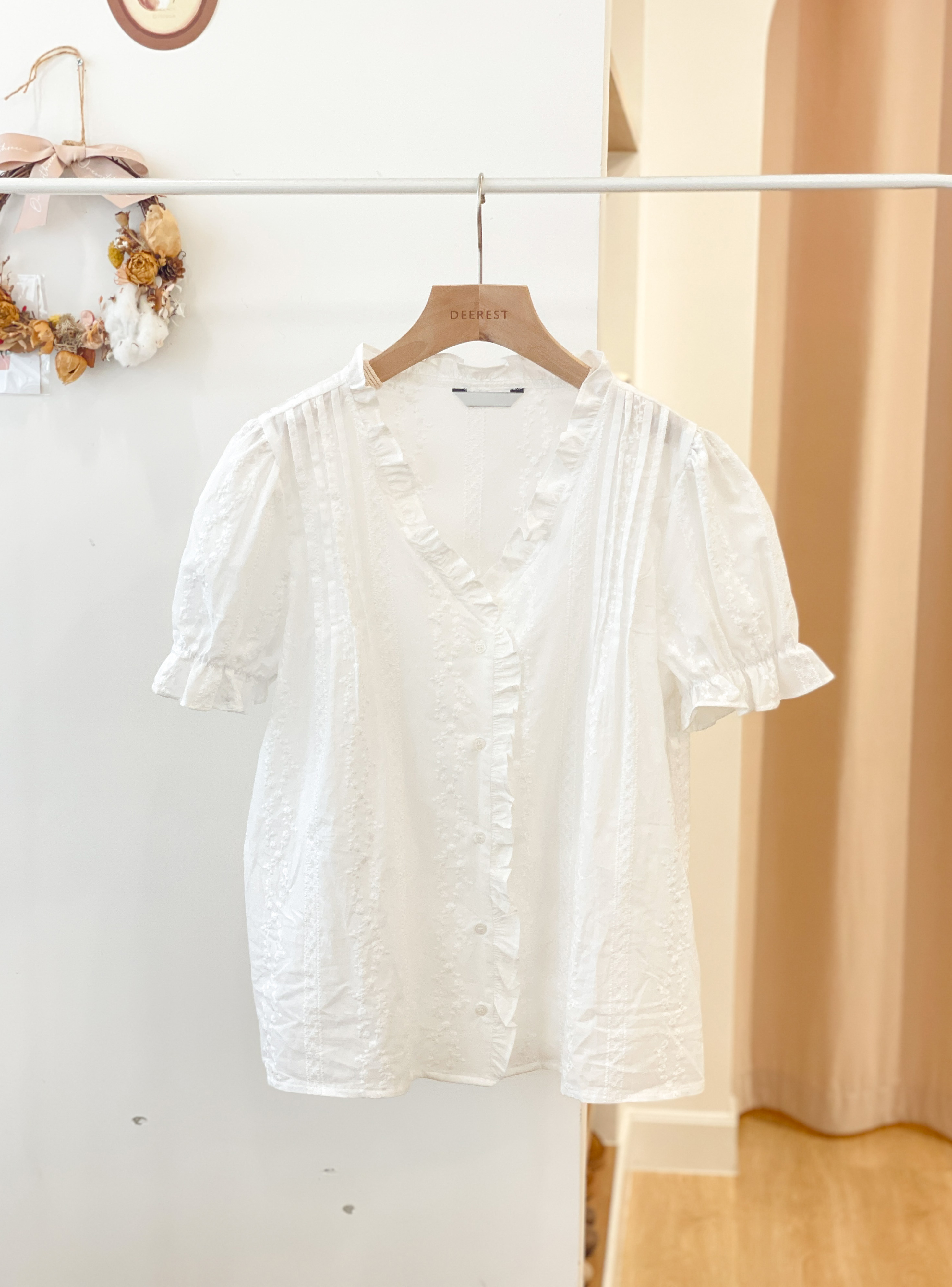 T1573 Cottage Geometric Textured Blouse