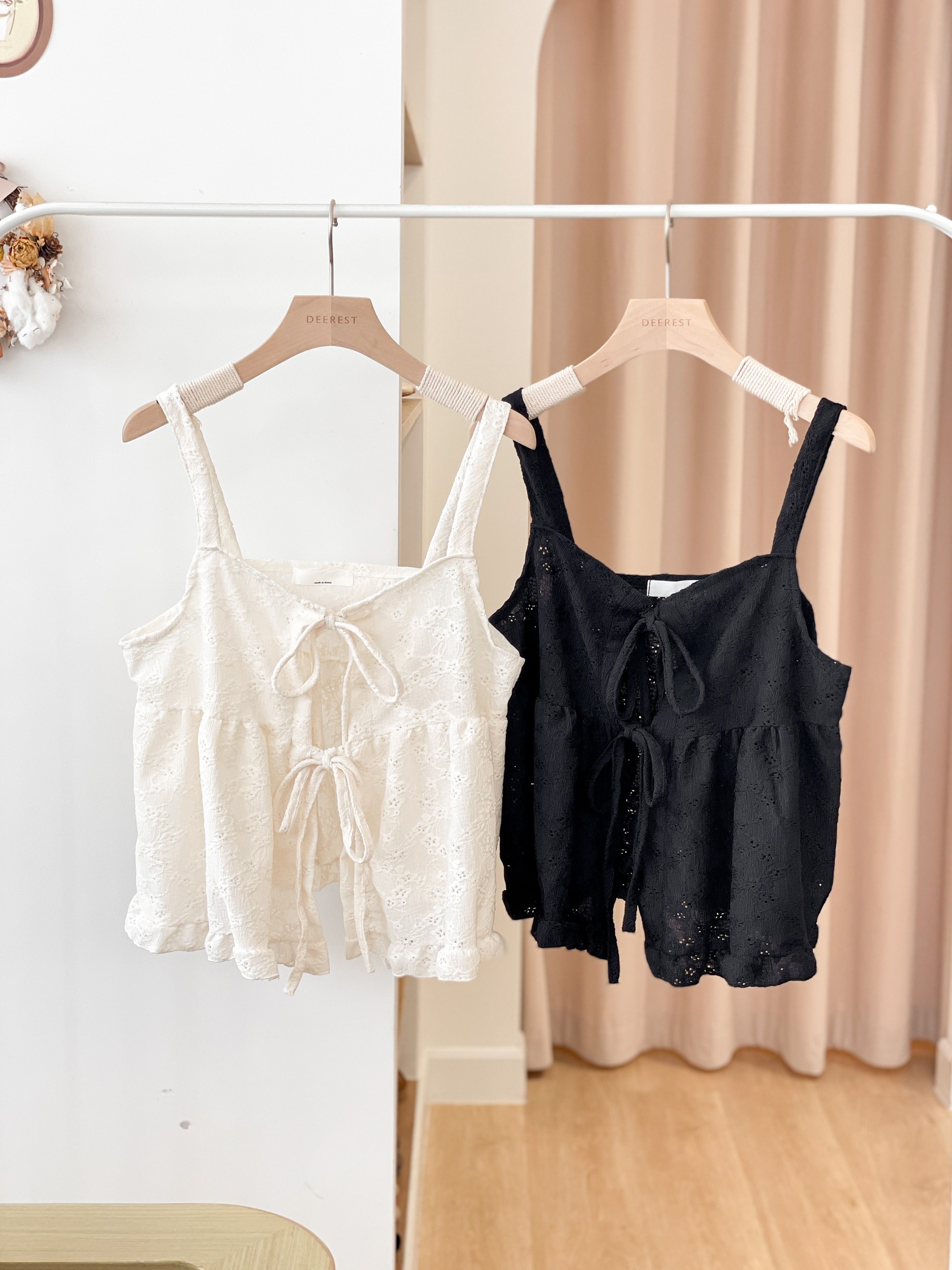 T1579 Lily Lace Bow Tank Top