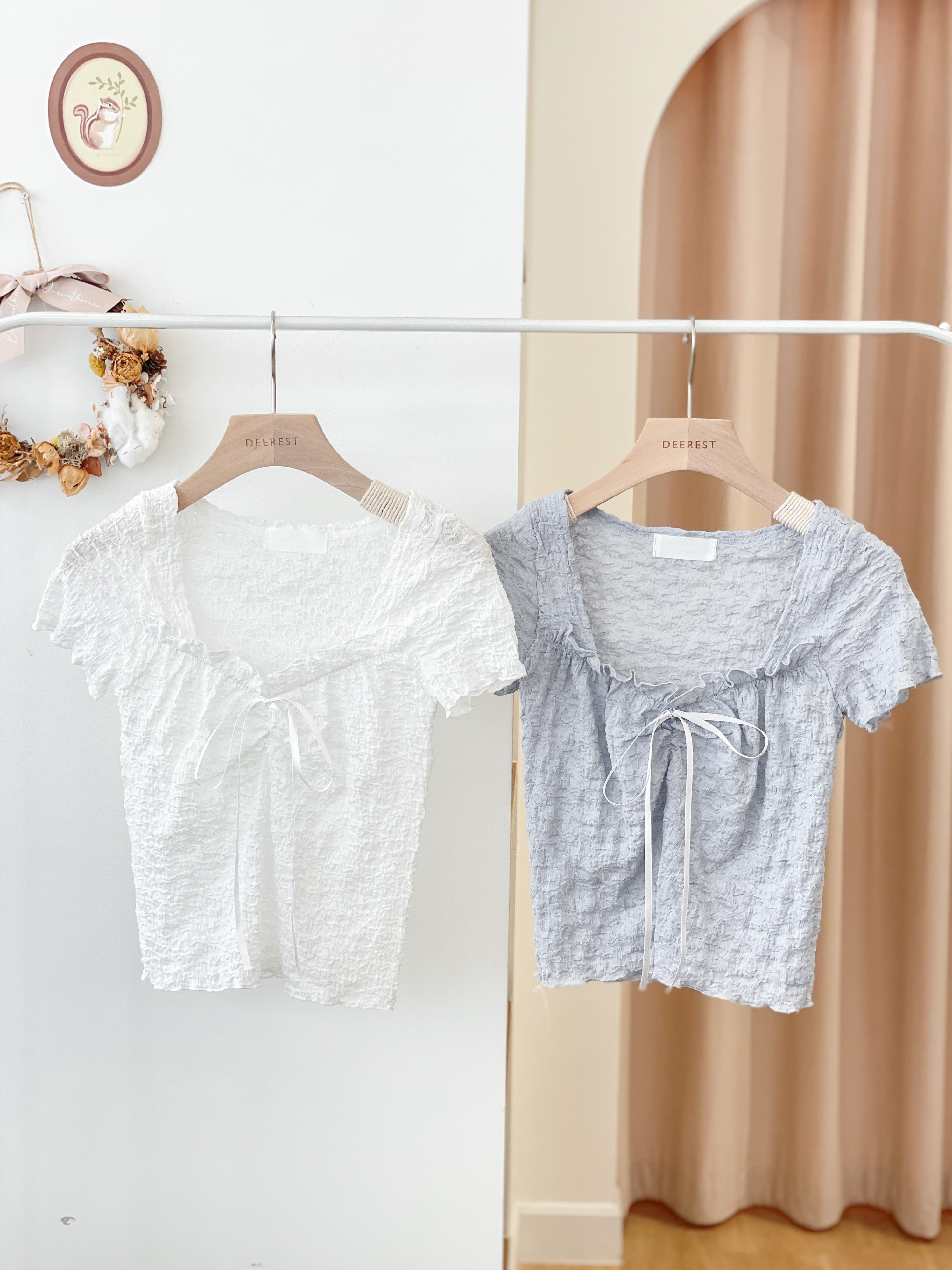 T1581 Maison Crinkle Ribbon Top