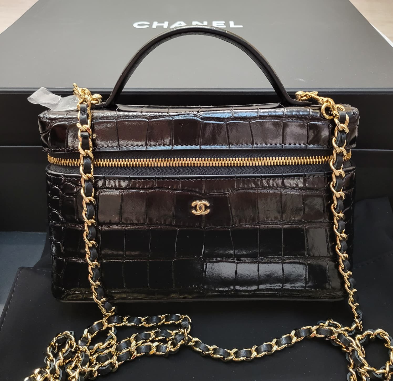CHANEL AP5195 CROCODILE Embossed 19CM BAG BLACK GOLD 壓鱷魚皮紋小牛皮黑色