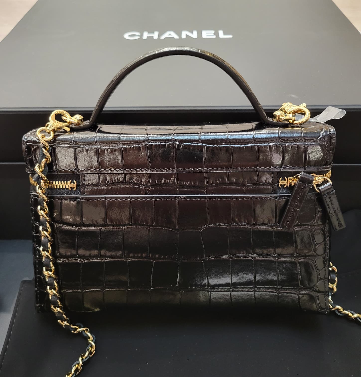 CHANEL AP5195 CROCODILE Embossed 19CM BAG BLACK GOLD 壓鱷魚皮紋小牛皮黑色
