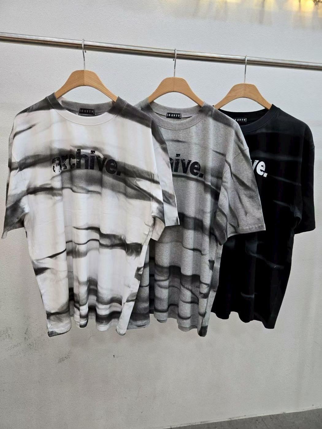 拼色英文字短袖Tee 10.GVTY-0269T