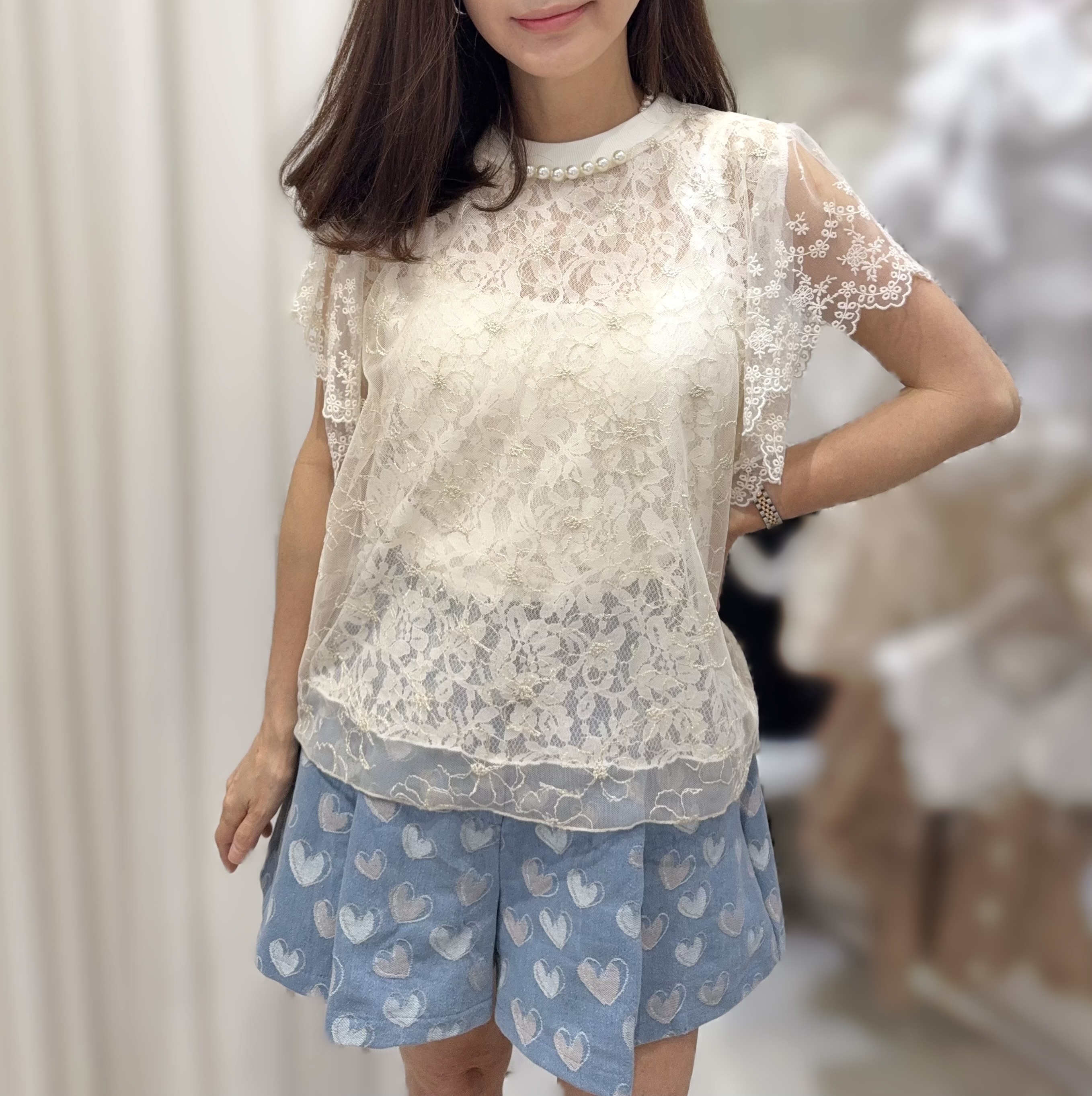Y134 胸42-50 長23 $409 (一口價)