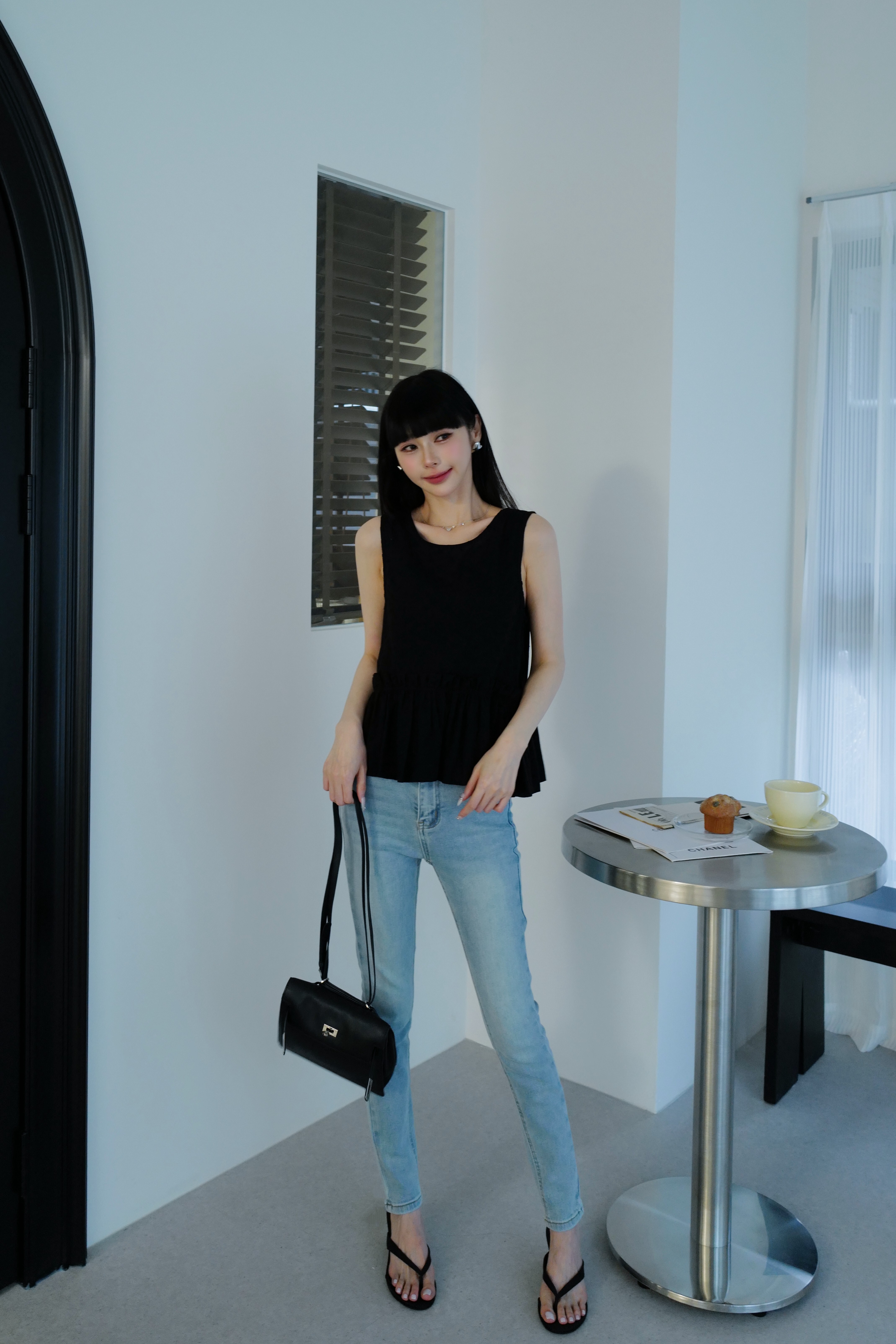 後綁帶布蕾絲背心 HD06