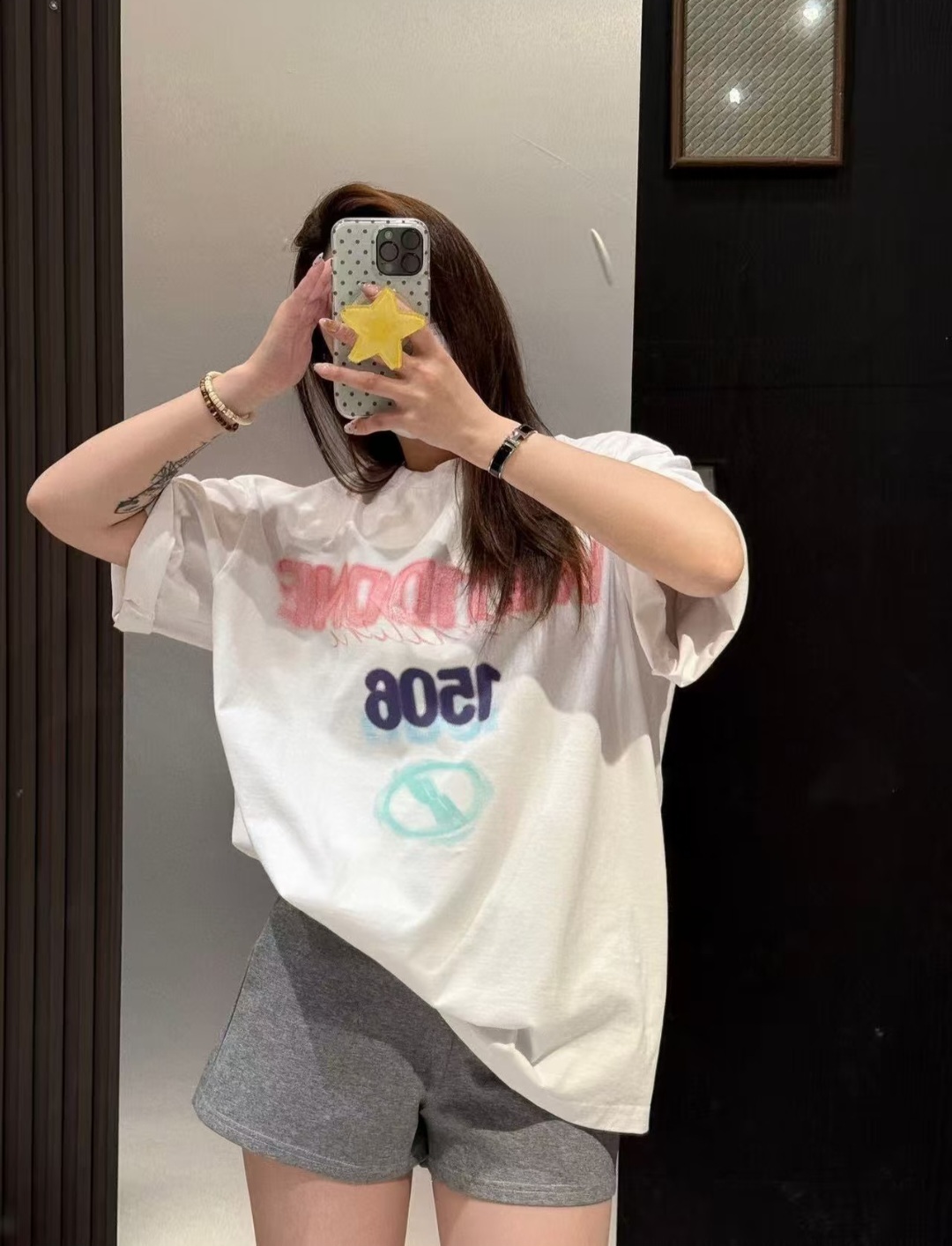 潮牌 We11done 白色彩字 Tee 男女可穿