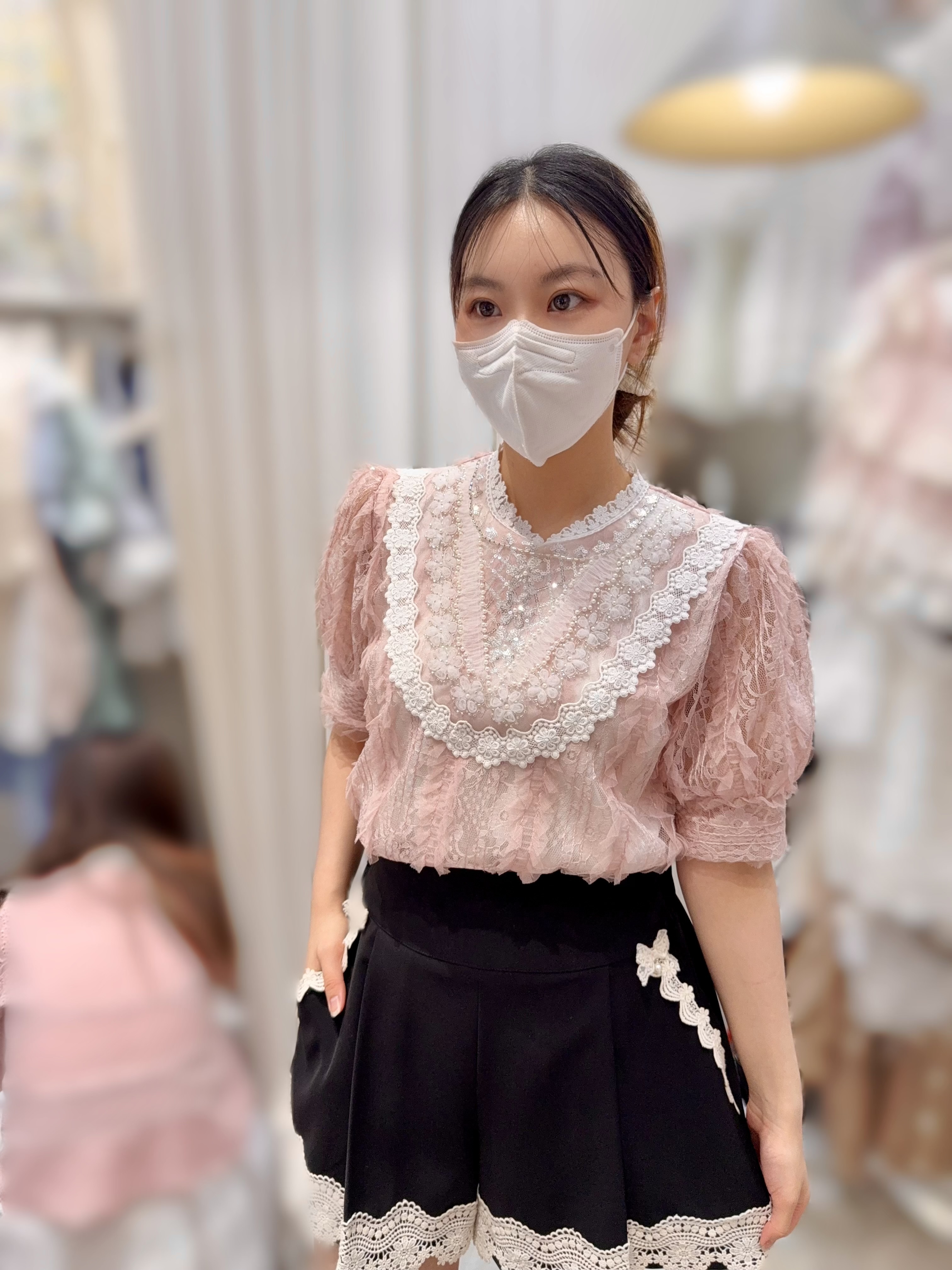 (限量)  Y144  胸42 -48  長23.5 $469 (一口價)