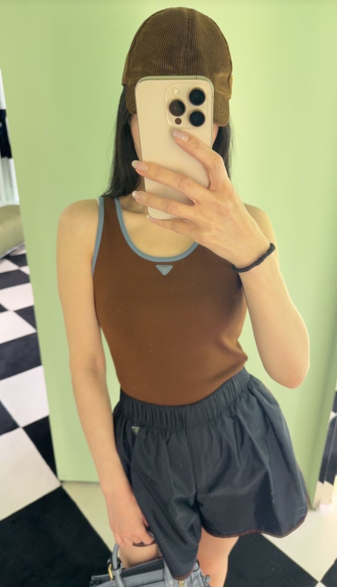 PRADA 三角LOGO 深藍色 女款短褲