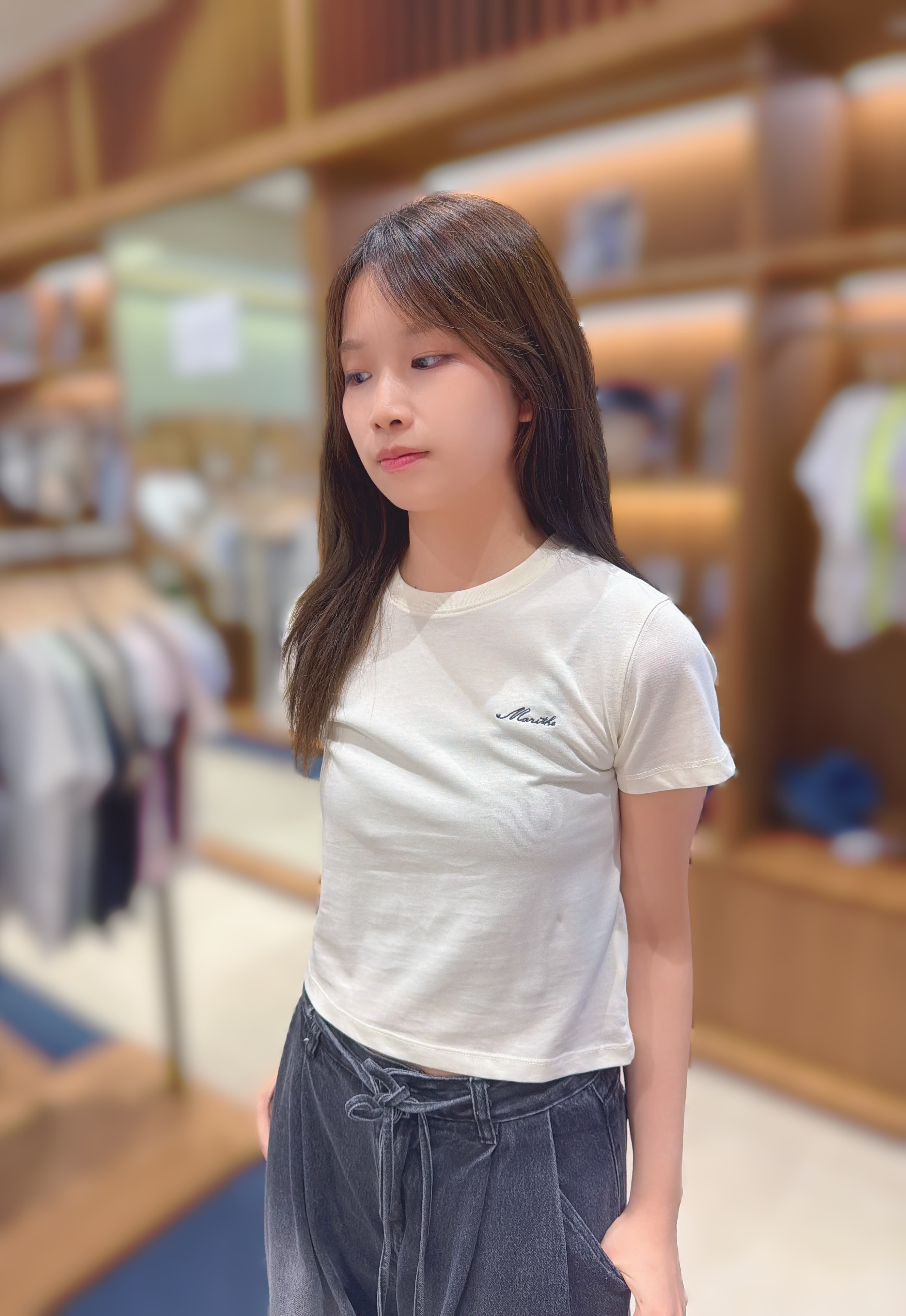 MF05 女款 S:胸32 長18 M:胸34 長18.5 $229 [MFG46UTS123]