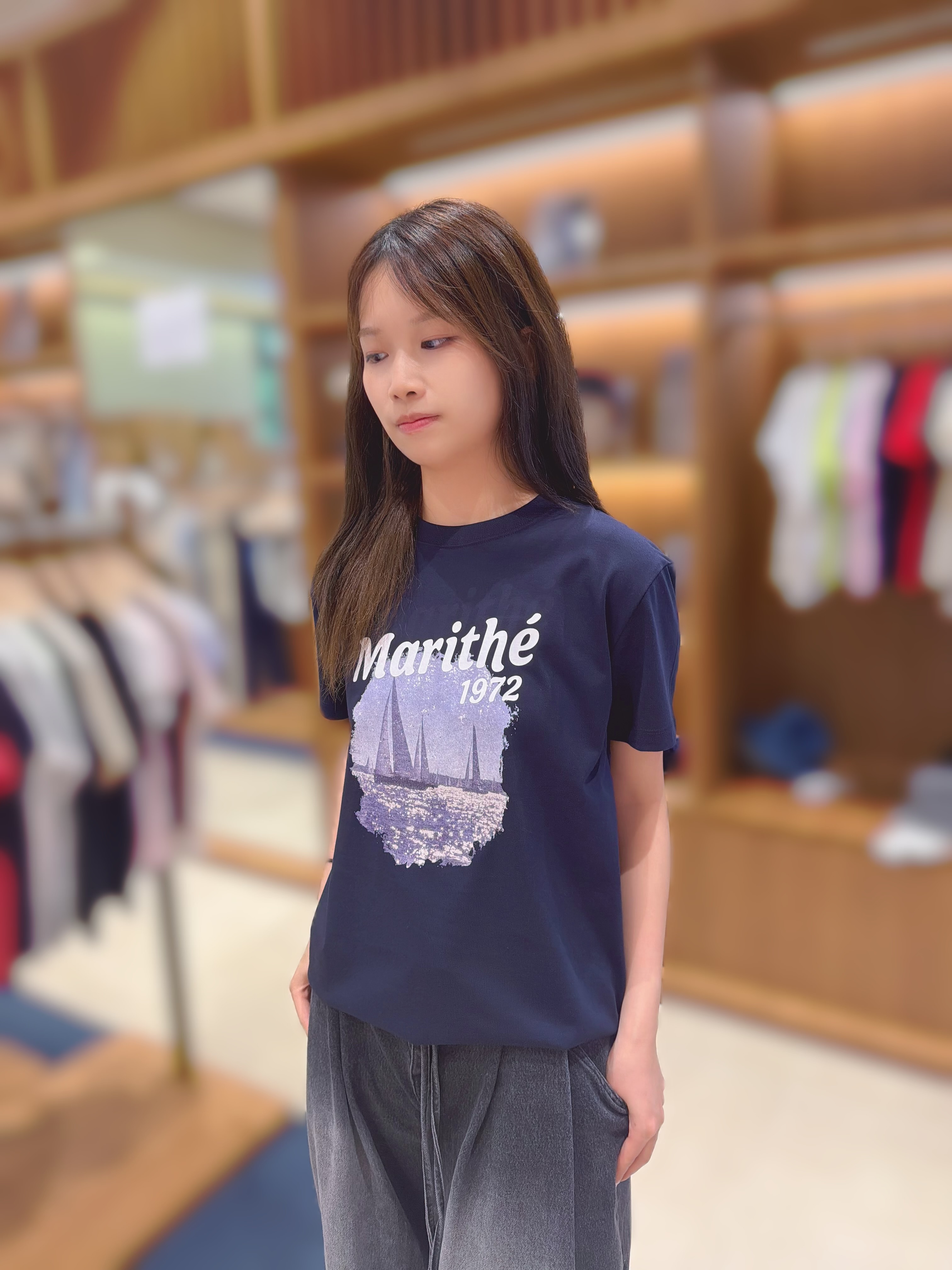 MF03 男女同款 L:胸44-46 長28.5 $299 [MFG46UTS125]