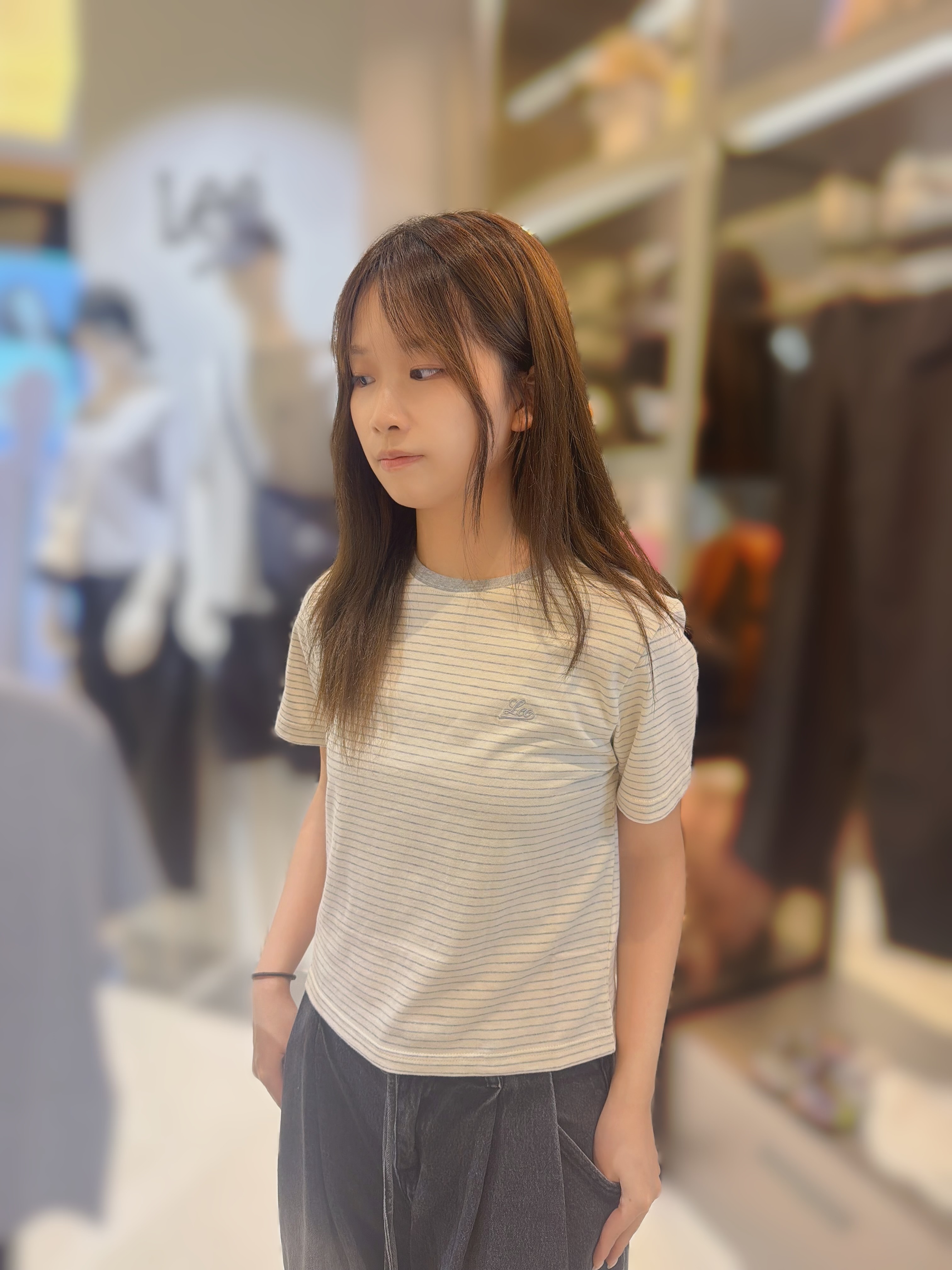 LE19 S:胸36-41長18 M:胸38-43長19 $199