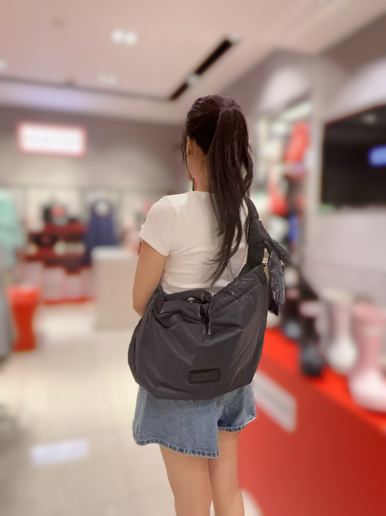 HT10  長51cm 高26cm 寬13.5cm $459