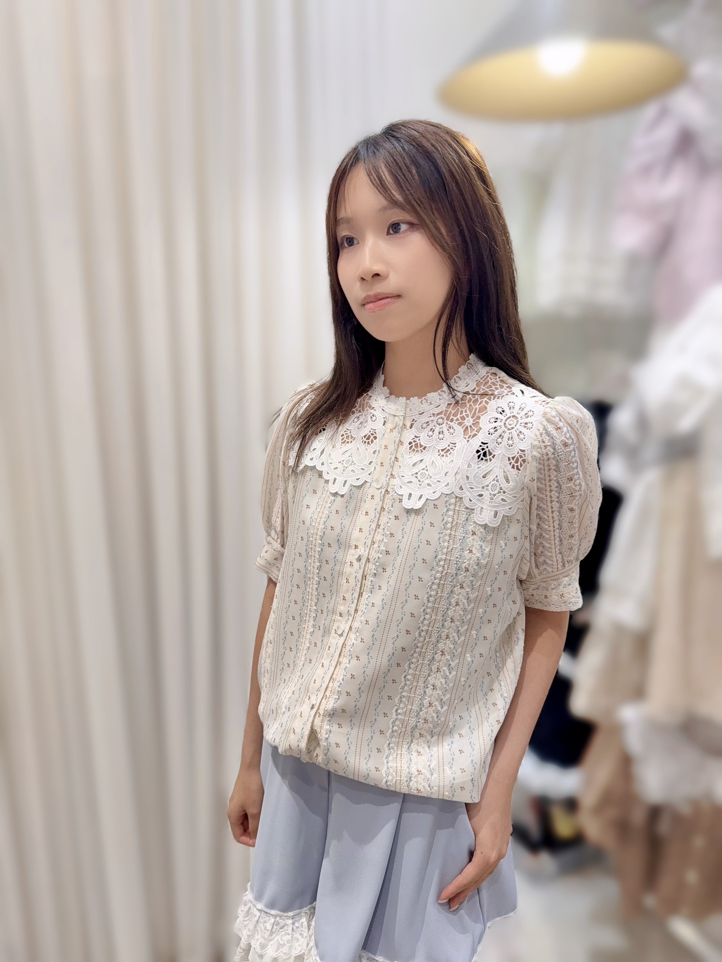 Y124 胸40 長22 $499 (一口價)