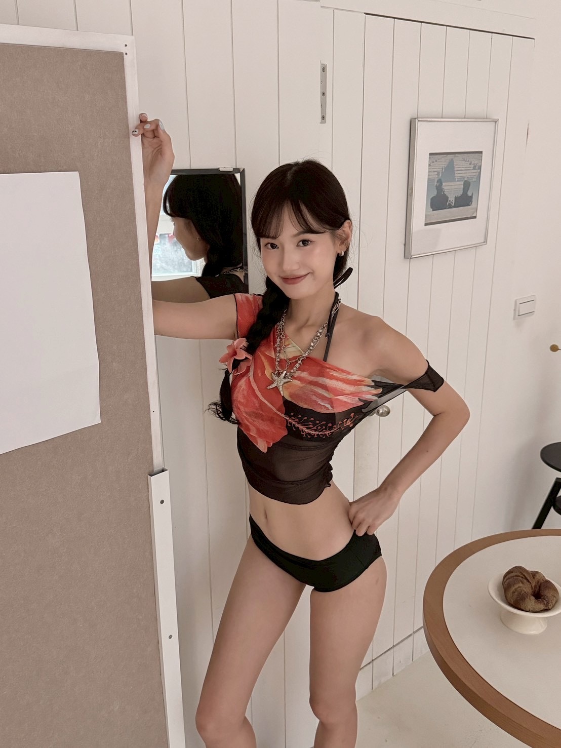 明媚少女 比基尼三件套