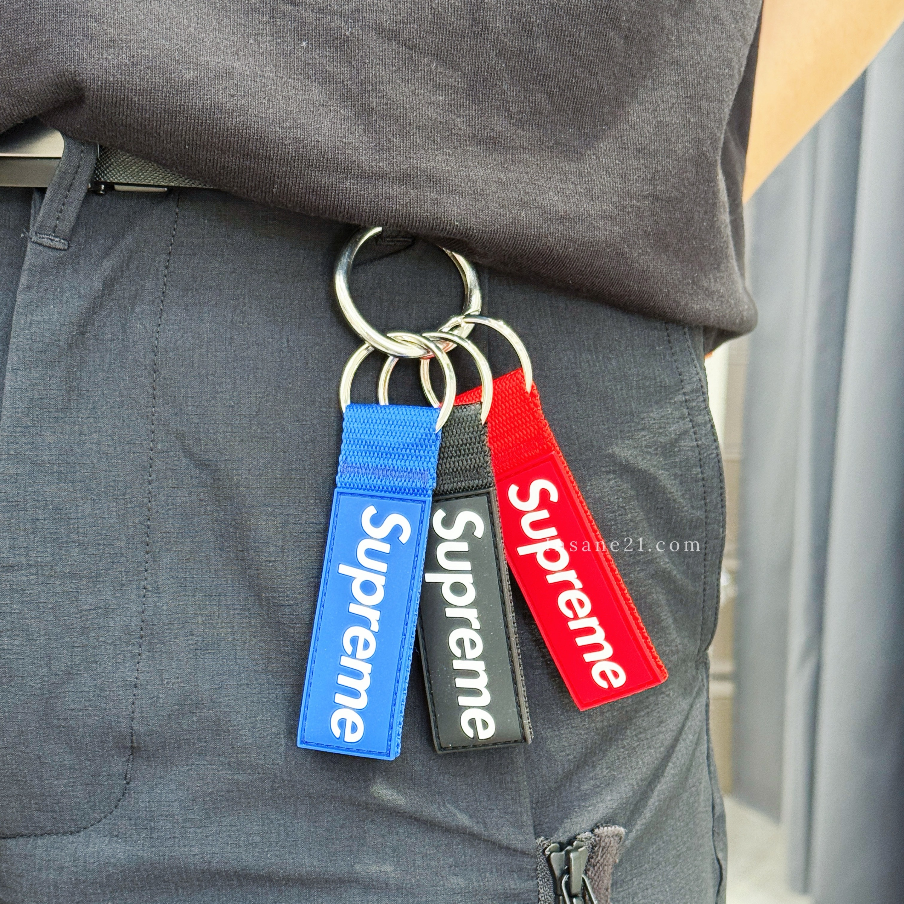 SUPREME WEBBING KEYCHAIN 織帶 矽膠鑰匙圈 吊飾 三色