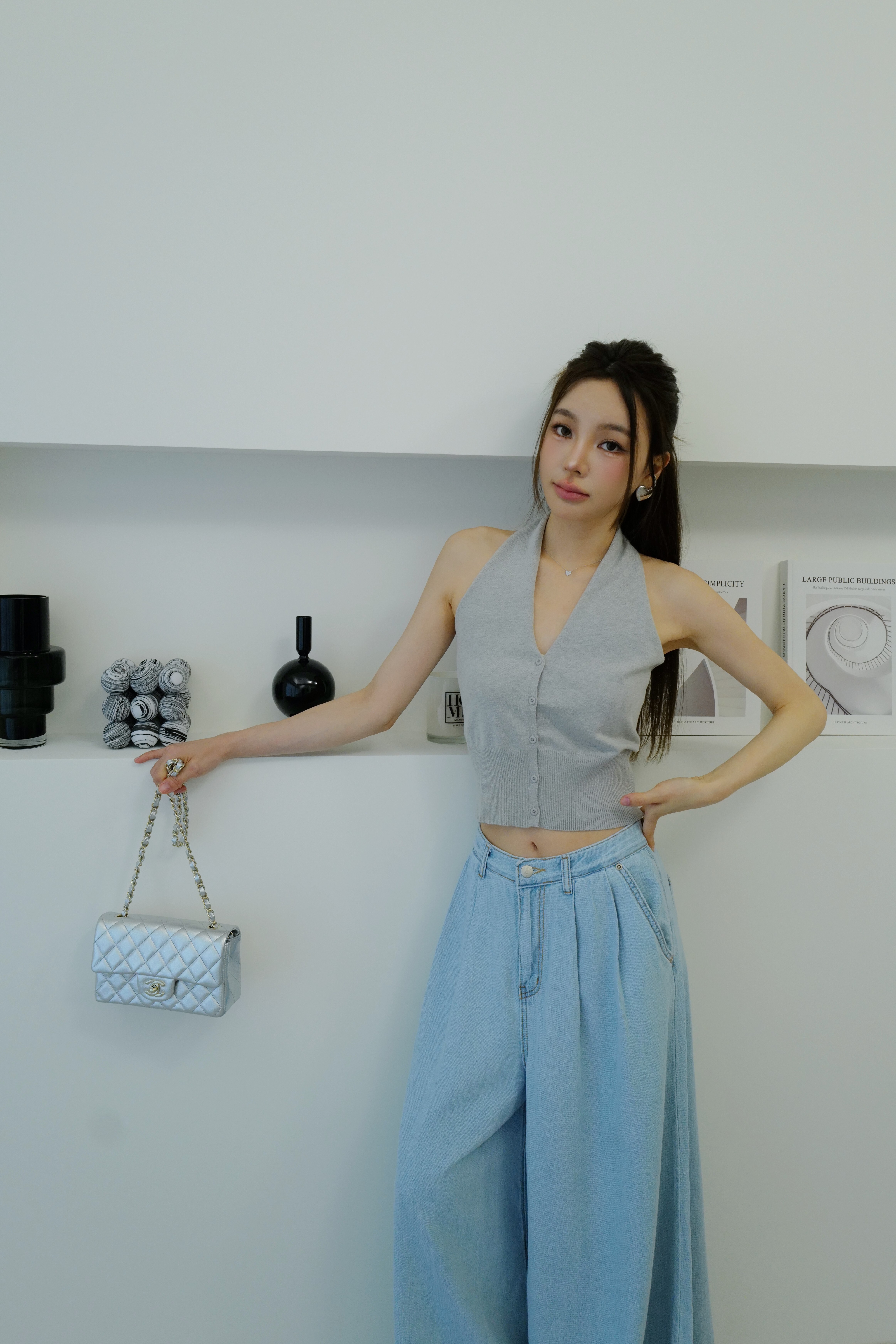 時髦排扣削肩掛脖背心 HD54