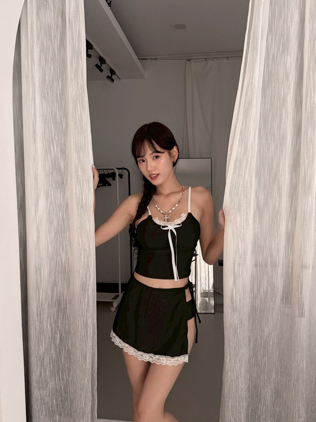 日雜少女🎀 蝴蝶結吊帶+片裙三件套泳衣 黑色