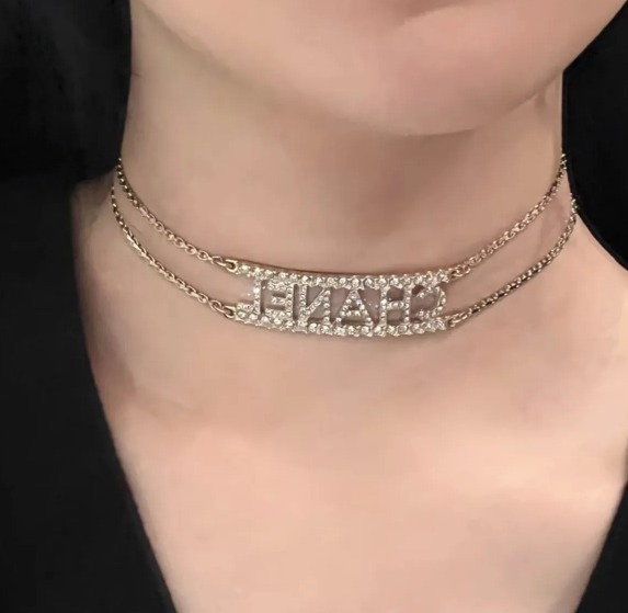 全新CHANEL頸鍊 淡金屬/雙排水鑽LOGO 香奈兒CHOKER NECKLACE #BRAND NEW #香榭站正品
