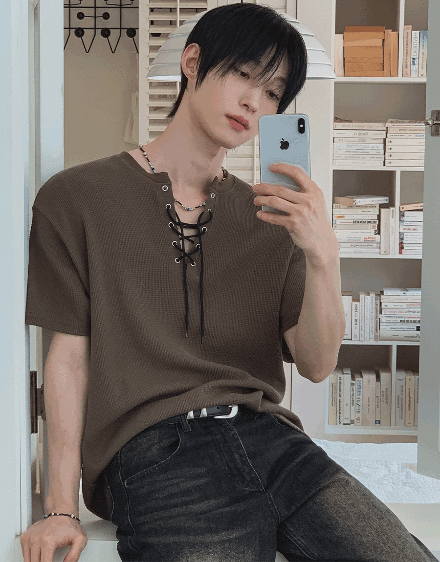 Hollow-out tie-up waffle short-sleeved T-shirt