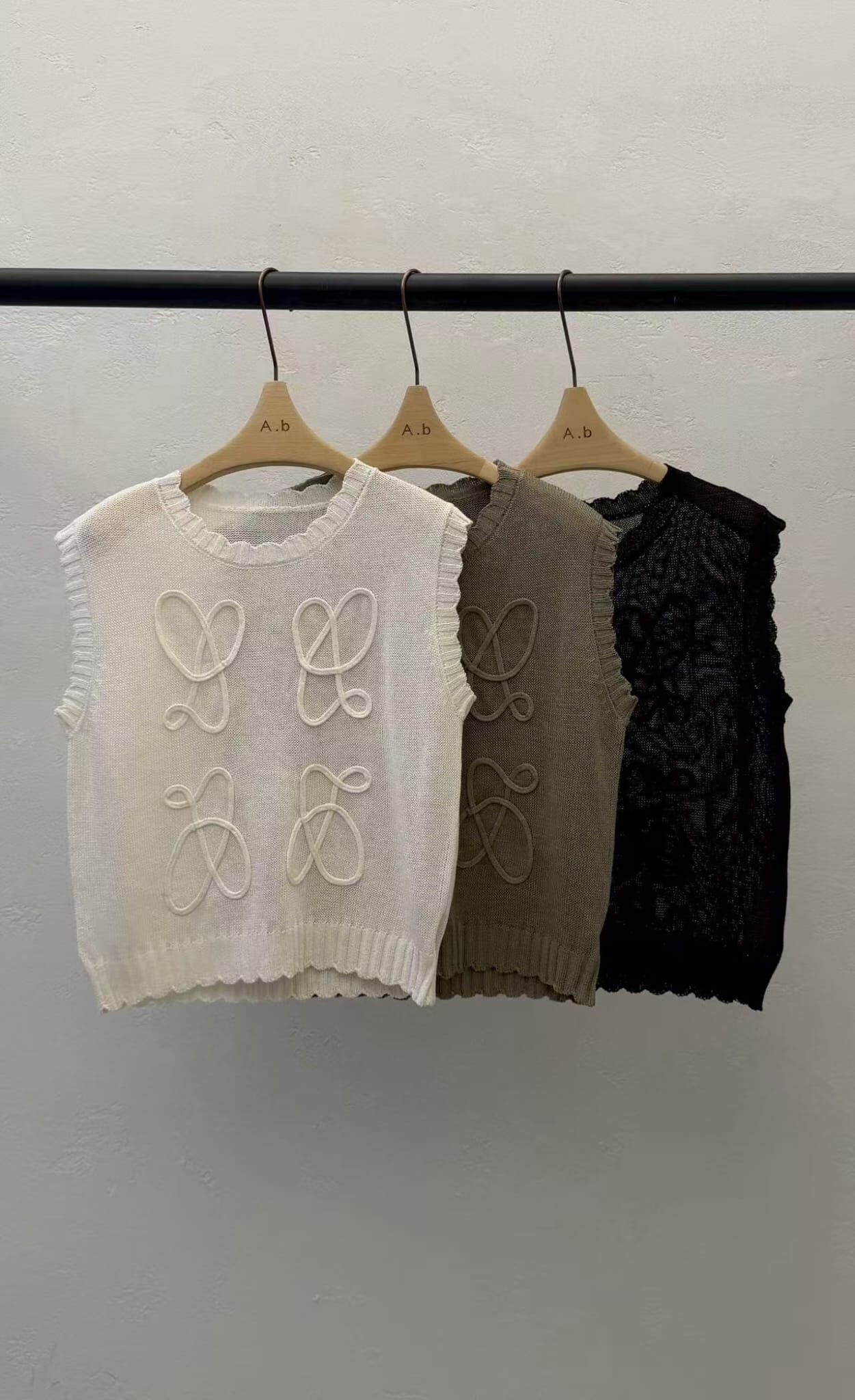 AB6324 線條花邊針織背心