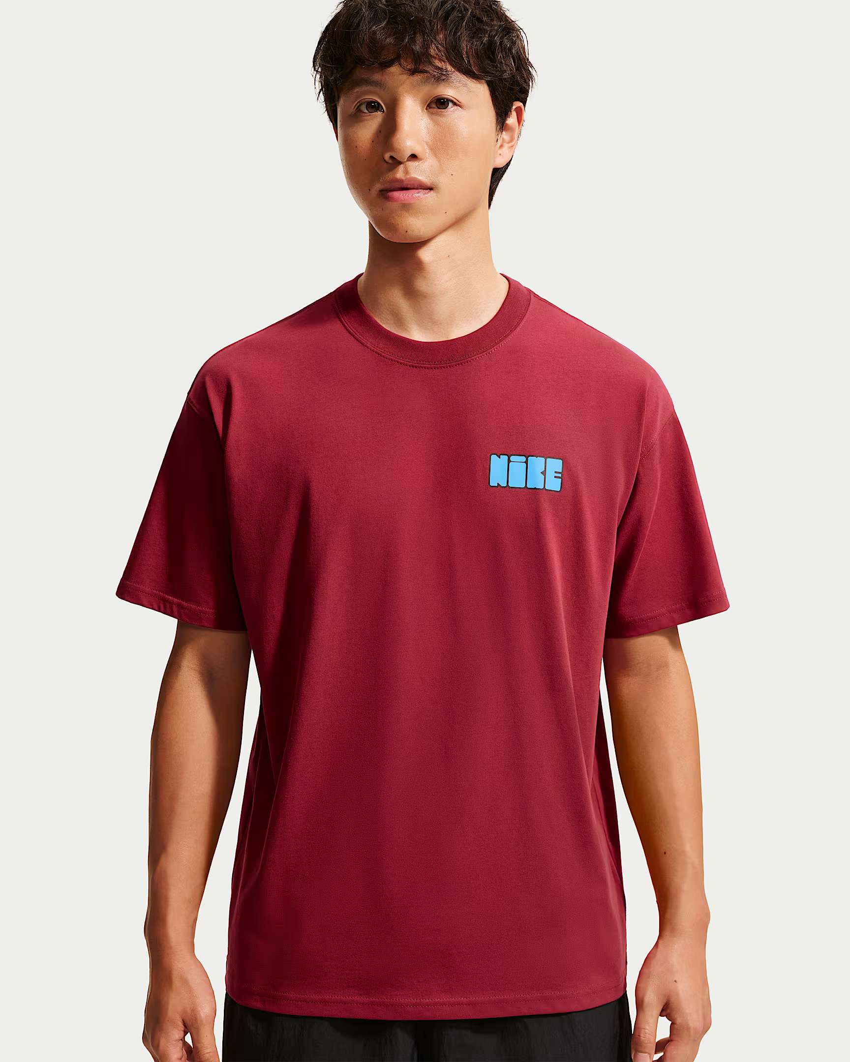 【逢甲 FUZZY】Nike x HKH 許光漢 聯名 插畫 短Tee JF6384-613