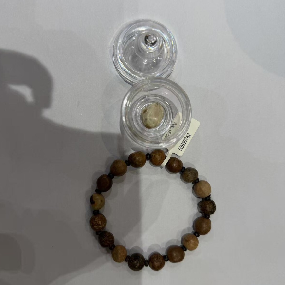 OTH-JJG0621-041 金剛跳出舍利有隔珠手珠21~30g+客製化金剛牙骨舍利塔(中)-隨機 (A41)