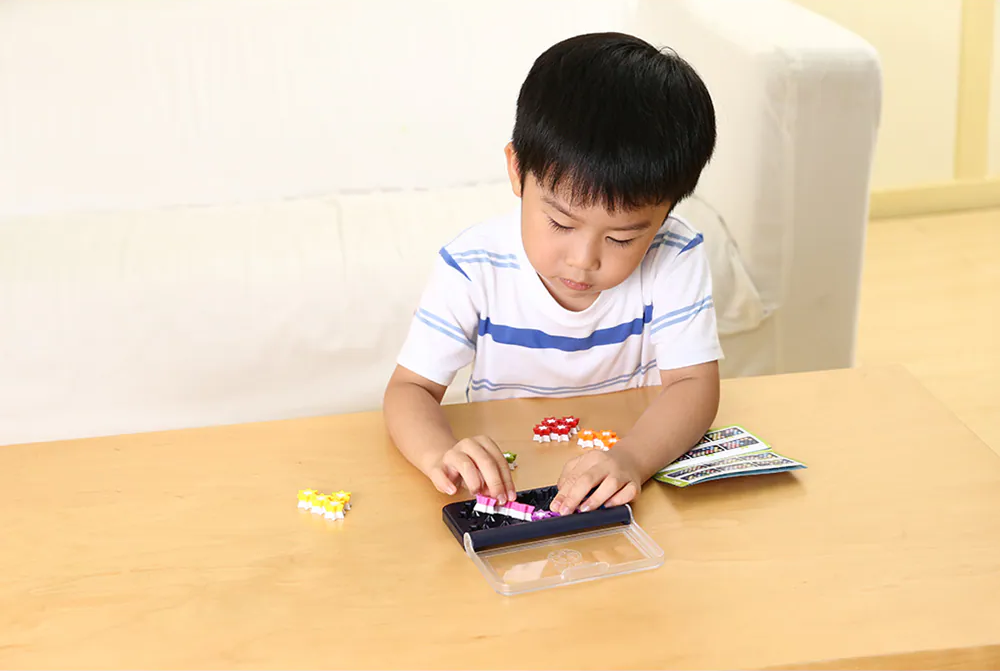SmartGames星星拼圖玩法細節2