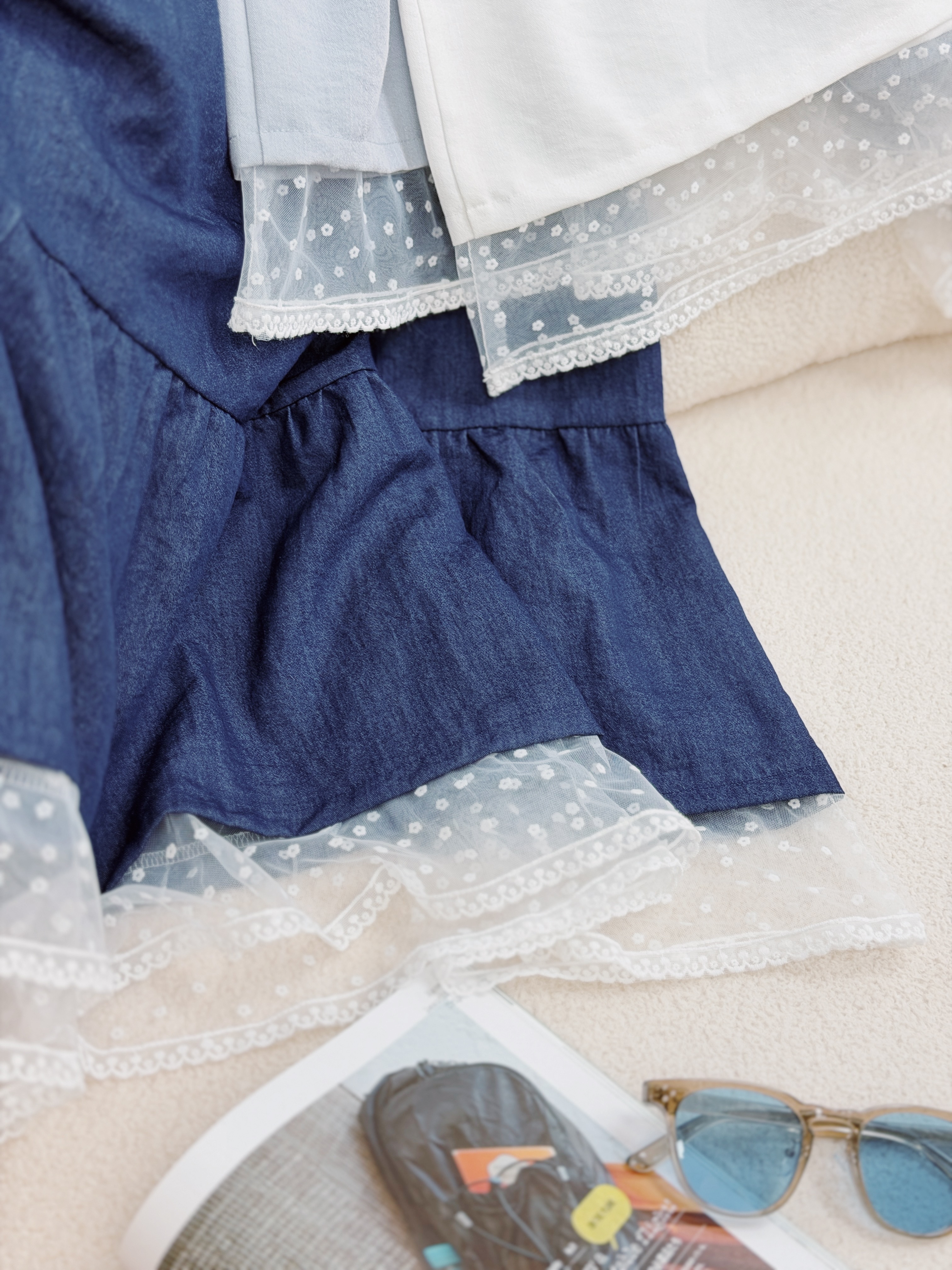 三色 / 小花蕾絲拼接蛋糕長裙 / Embroidered Lace Hem Tiered Skirt