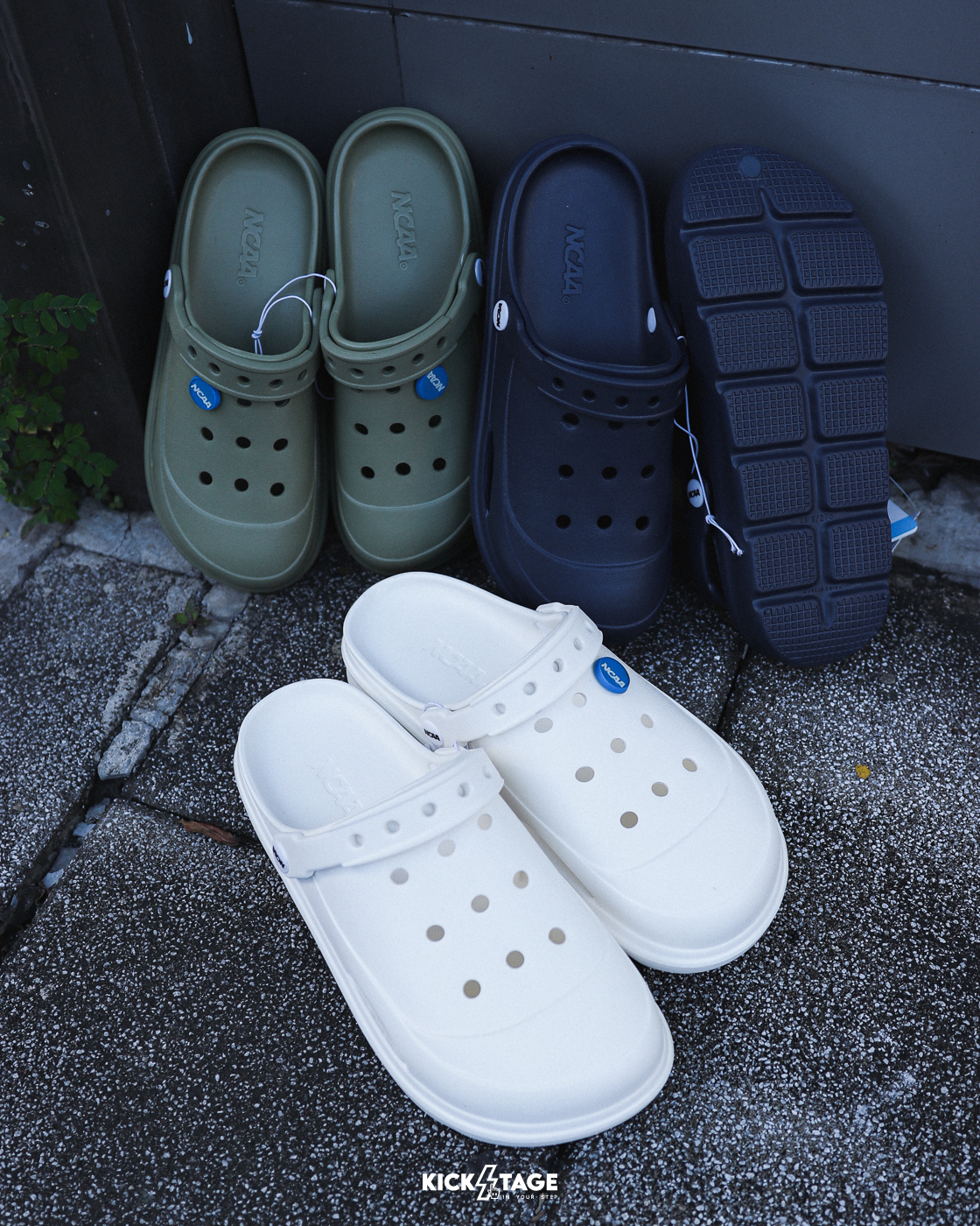 男女鞋 NCAA SLIPPERS 白 綠 深藍 黑 防水 快乾 休閒 戶外 洞洞鞋 水鞋 拖鞋【74251673】