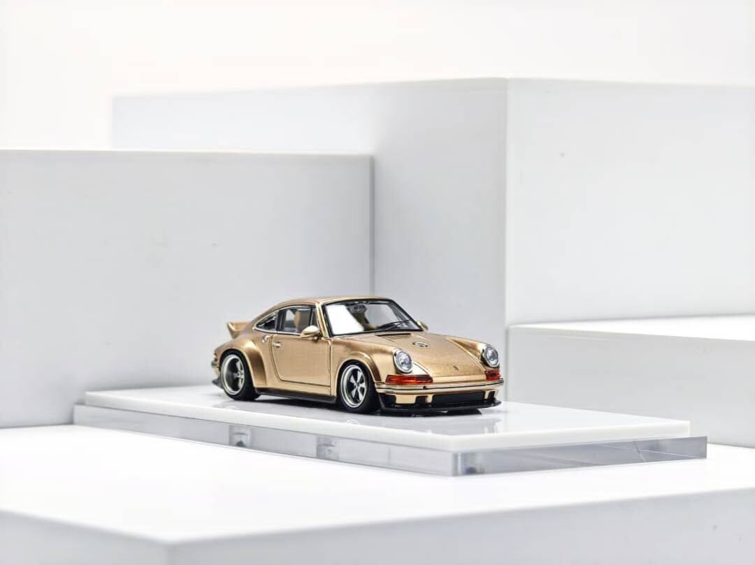 預訂:1/64 Zincit Model Singer 964 DLS Champagne (ZMP964GD )