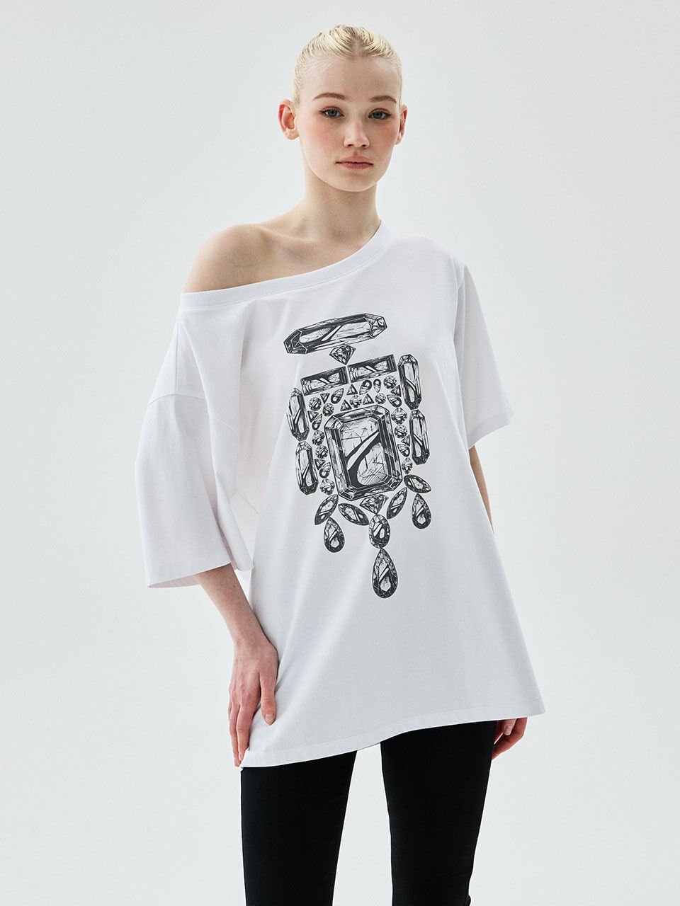 Mardi Mercredi OVERSIZED TSHIRT OFF SHOULDER BIJOU