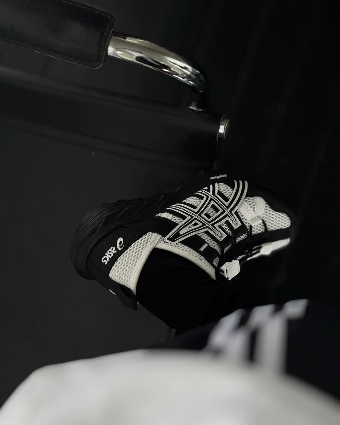 <機能感爆棚🔥> ASICS GEL-SONOMA TR  越野慢跑鞋 復古機能 可採後跟 男女鞋 黑色
