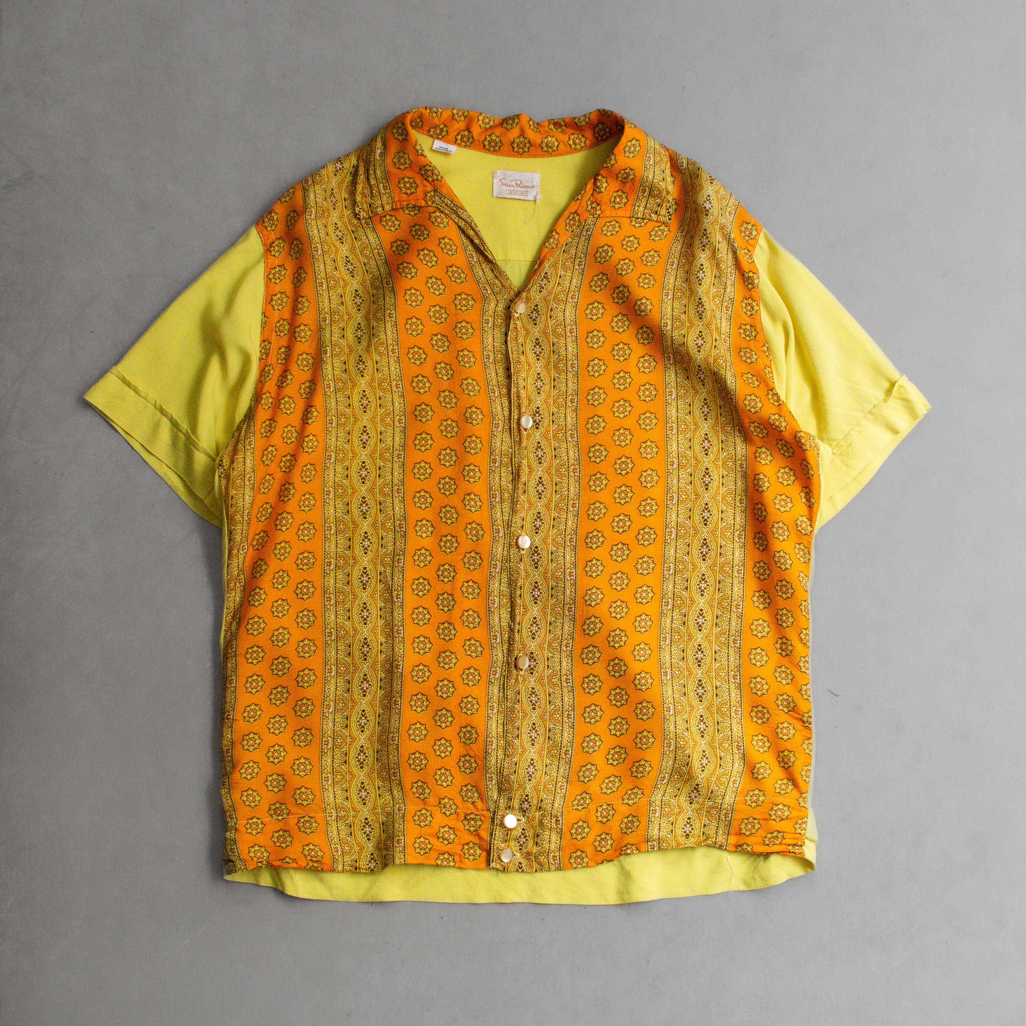 VINTAGE RAYON HAWAII SHIRT 美國 黃色 變形蟲 嫘縈 開領 夏威夷 襯衫
