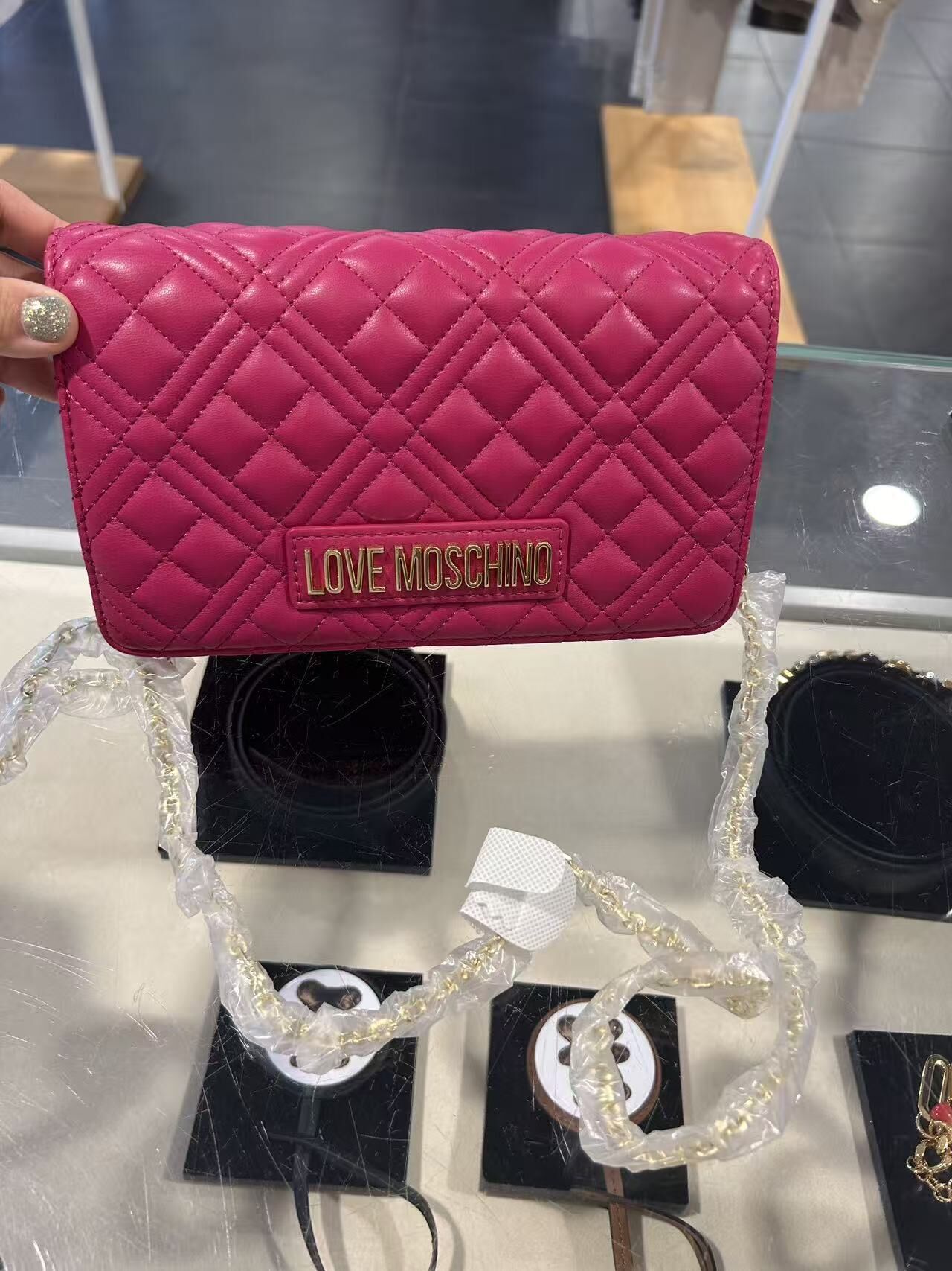 LYS01960 Love Moschino 菱格Woc 桃紅色