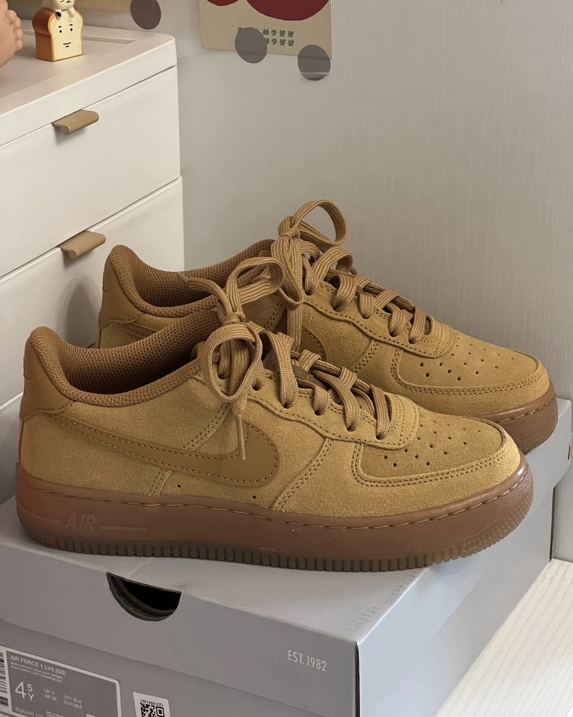 <折扣好香!!>Nike Air Force 1 LV8 GS 麂皮 焦糖底 經典 小麥