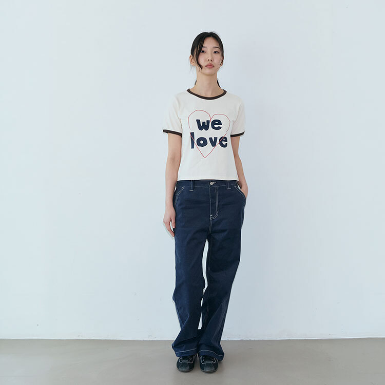 韓國 ooowl 復古塗鴉短踢 WE LOVE HEART 米色