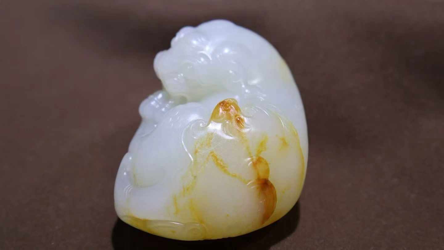61674 和田玉獨籽貔貅手把件