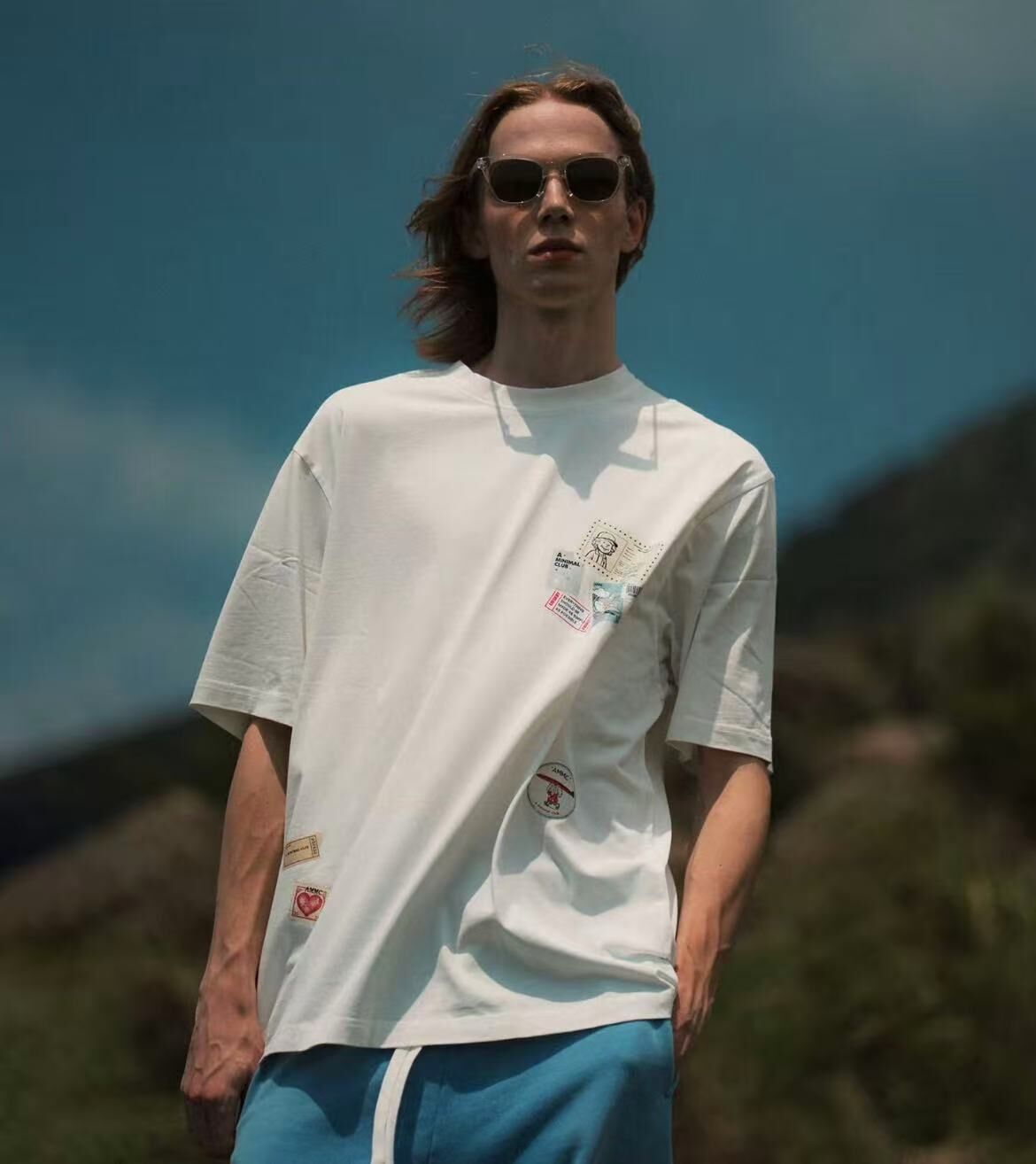 A MINIMAL CLUB WHITE LOGO TEE AM65TE14WT