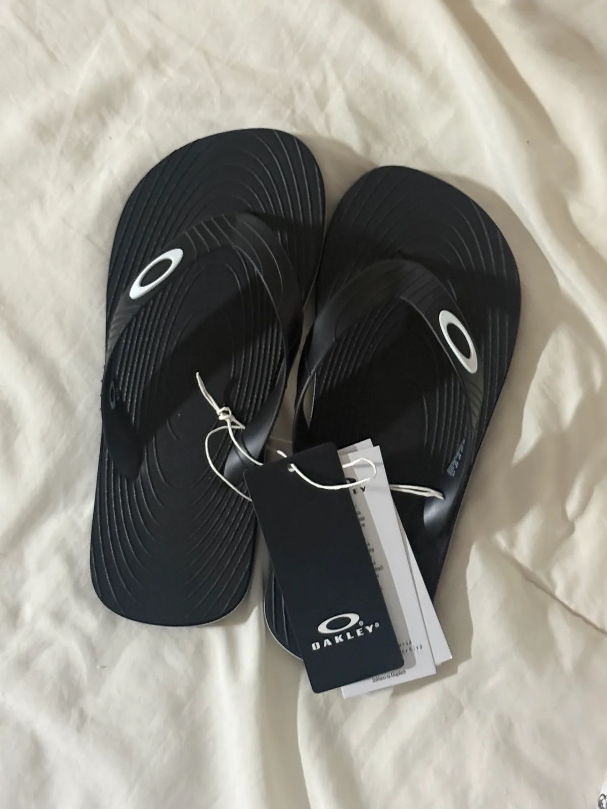 OAKLEY O型紋人字夾腳拖鞋 2色