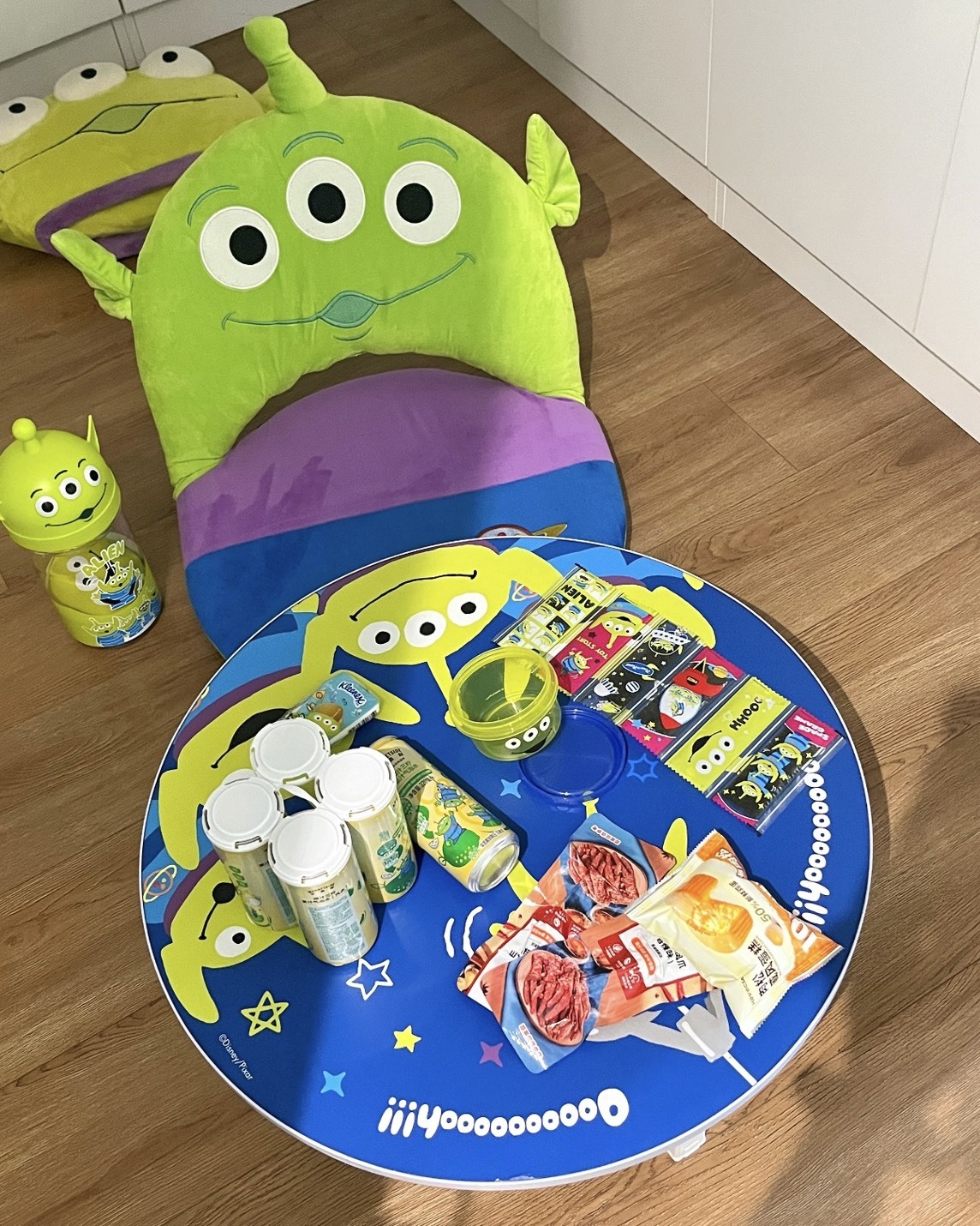 <正版授權>TOY STORY 玩具總動員 摺疊坐墊 懶人 三眼怪 抱抱龍 靠背 迪士尼